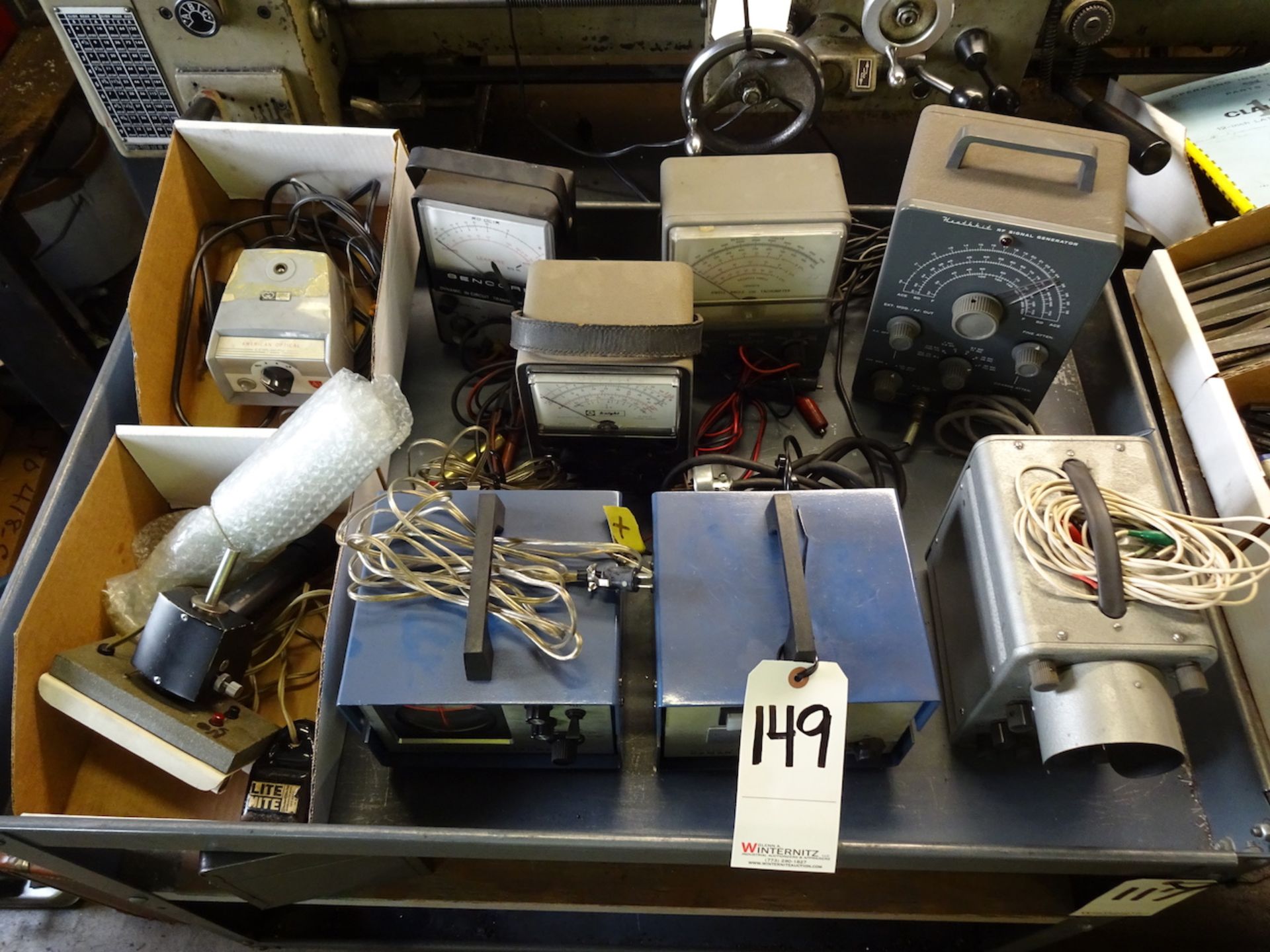 LOT: ASSORTED ELECTRICAL DEVISES