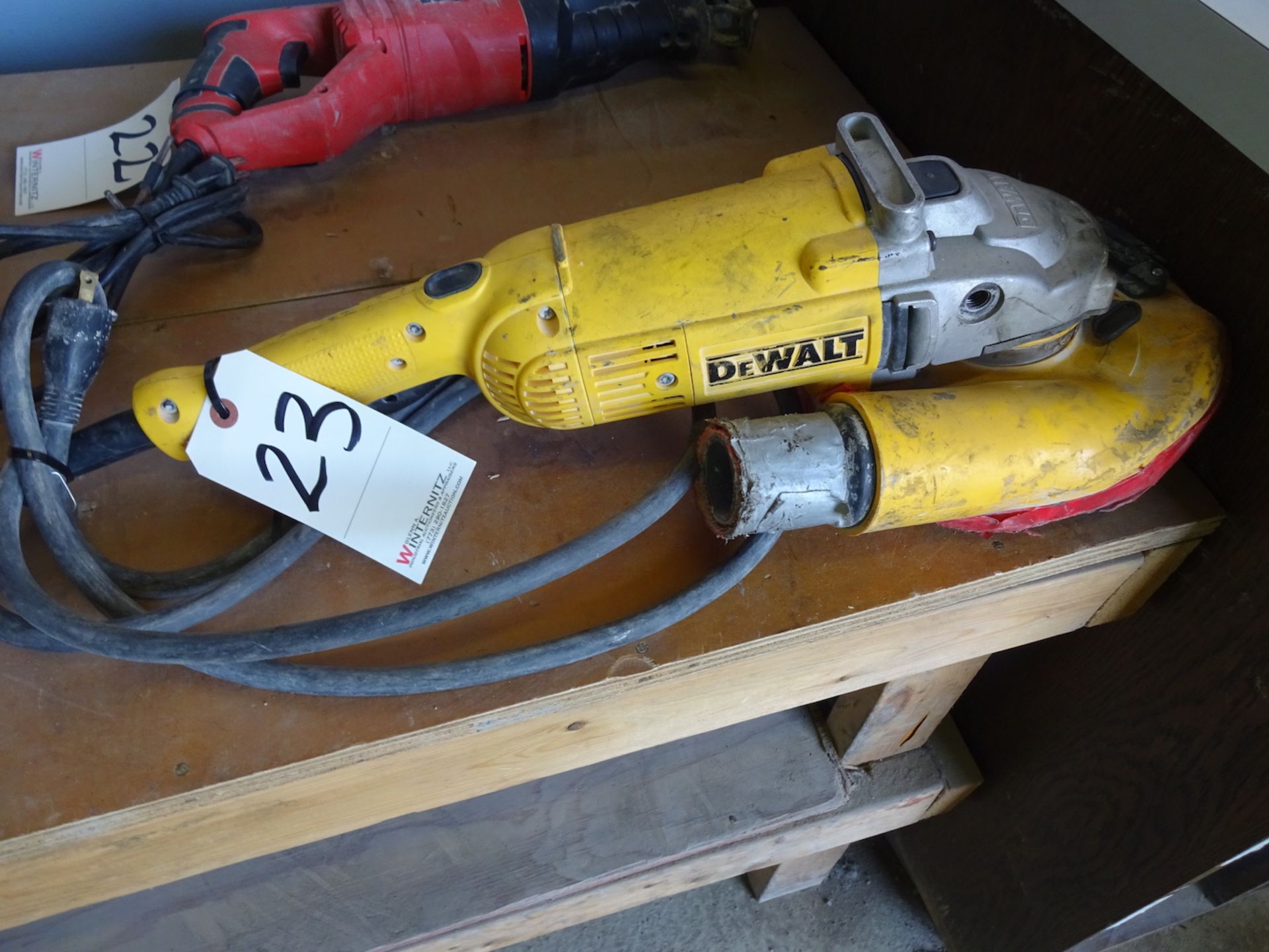 DEWALT DWE4517 ANGLE GRINDER WITH DIAMOND BIT