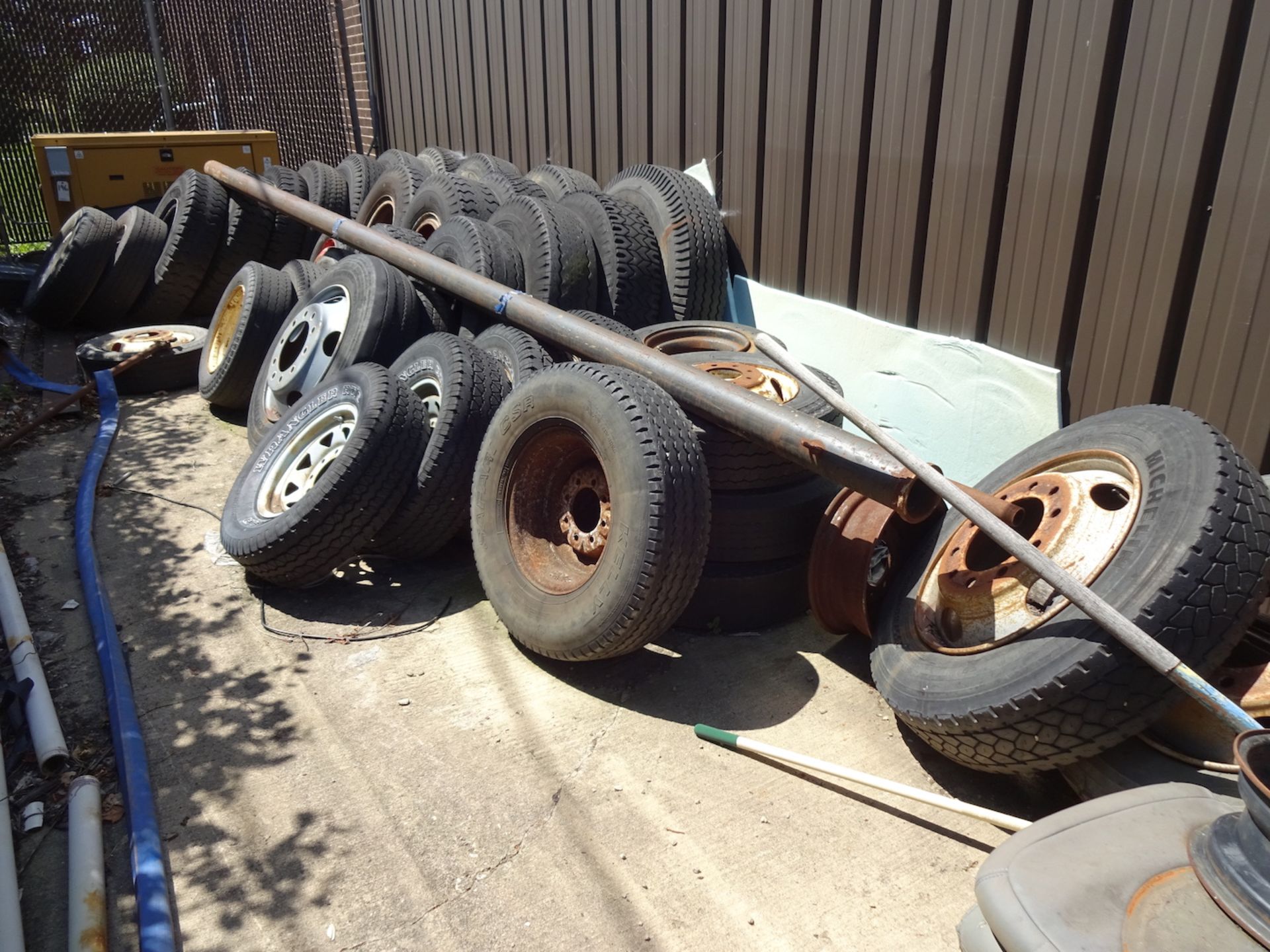 LOT OF ASSORTED TRUCK TIRES AND RIMS/WHEELS - Image 2 of 2