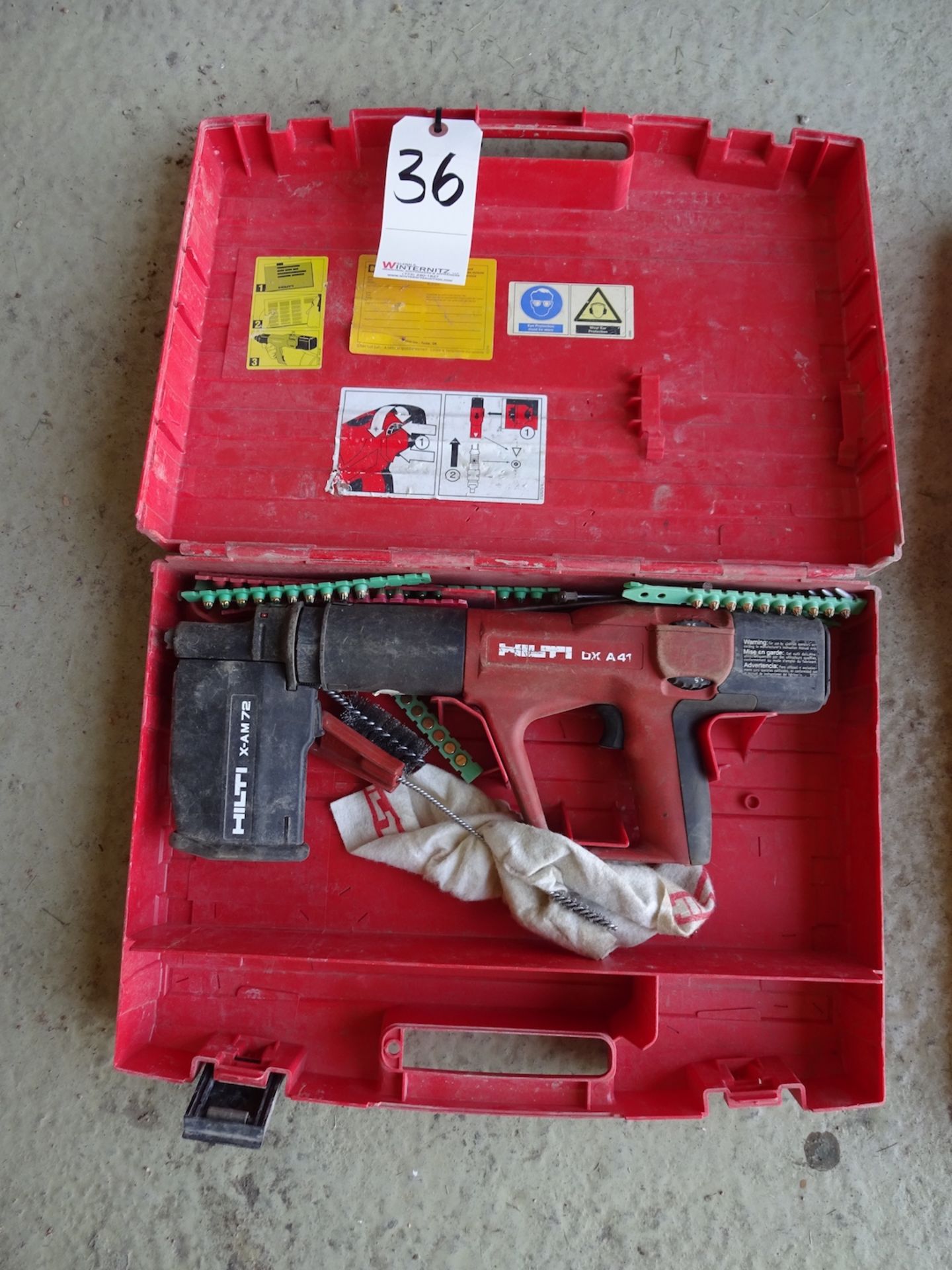 HILTI DX A41 POWDER ACTUATED FASTENER WITH CASE