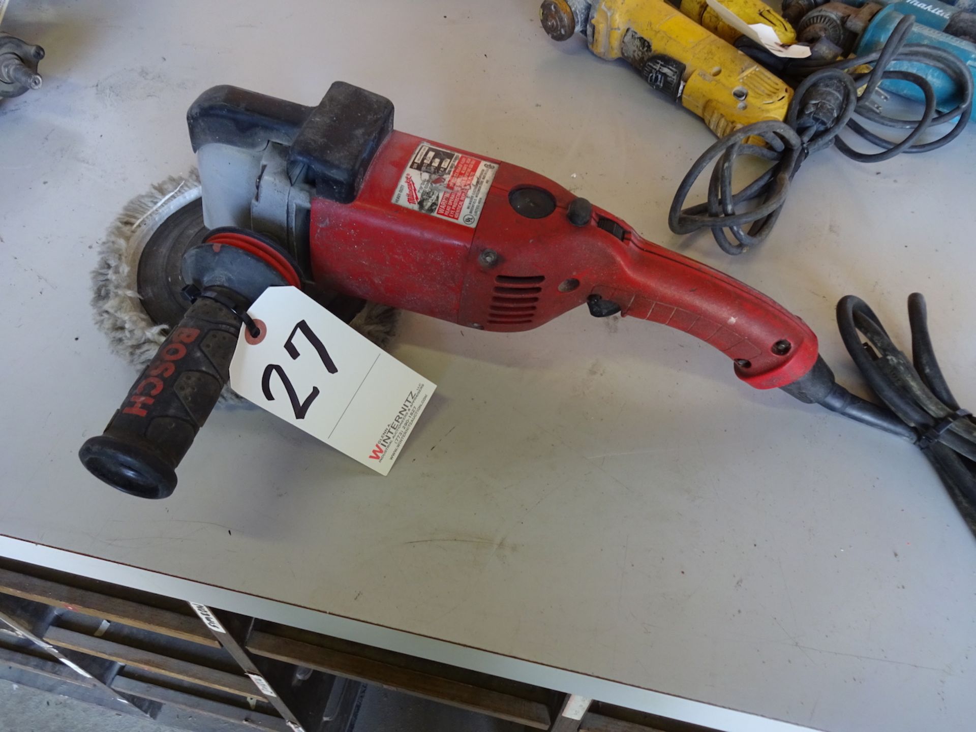 MILWAUKEE 7-9" ELECTRIC GRINDER