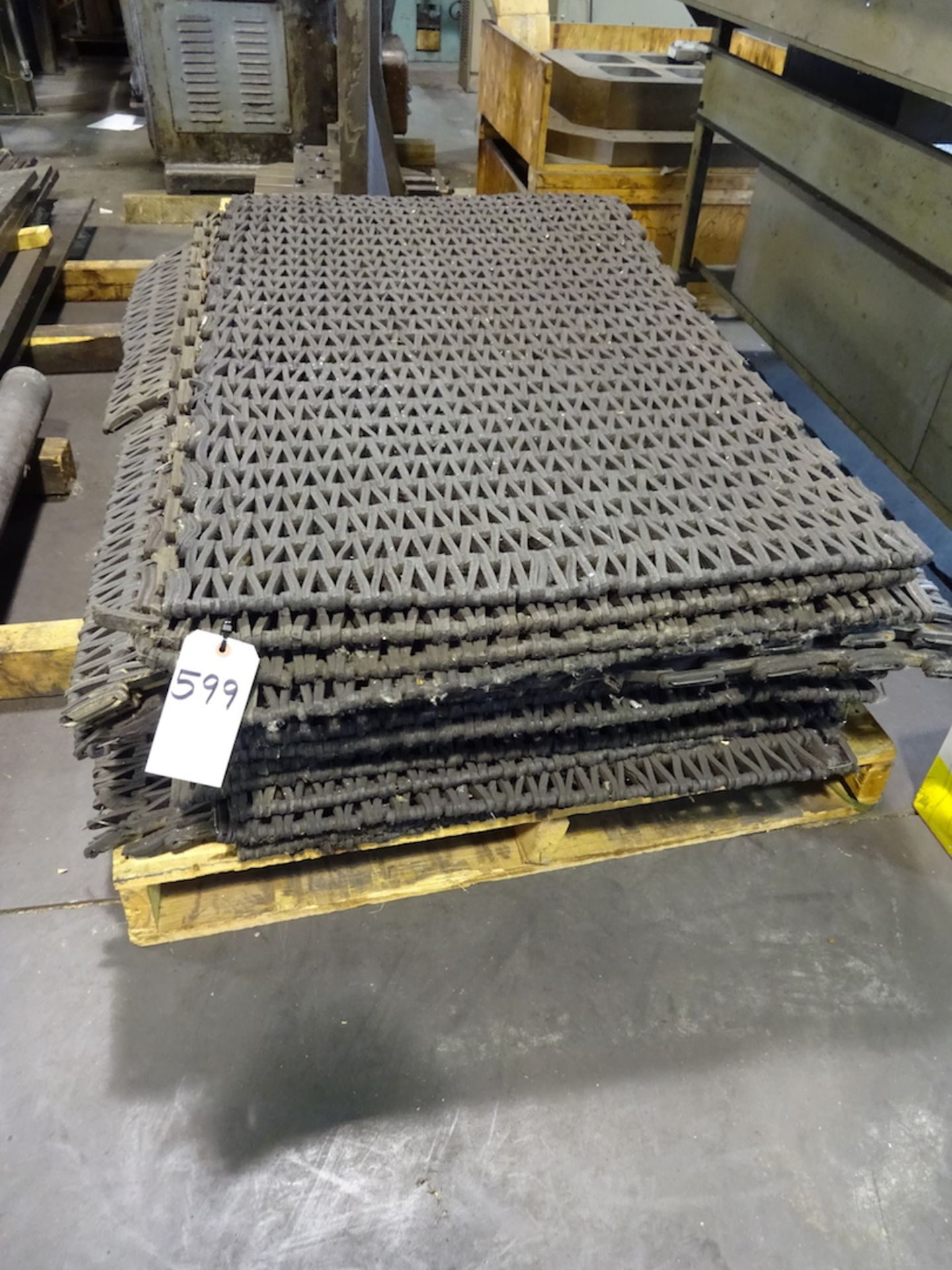 LOT: Anti-Fatigue Mats