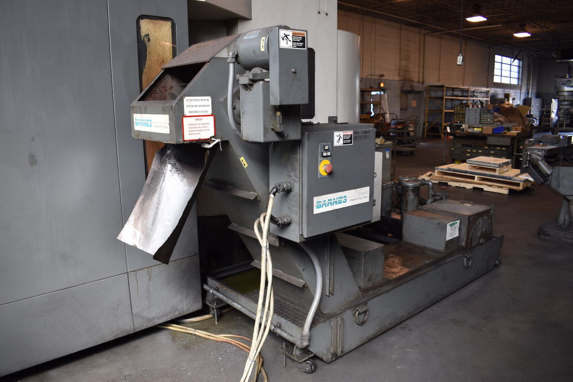 Toyoda Model FA550 II CNC Horizontal Machining Center, S/N NM8094 (1997), (2) 21.5 in. x 21.5 in. ( - Image 6 of 9