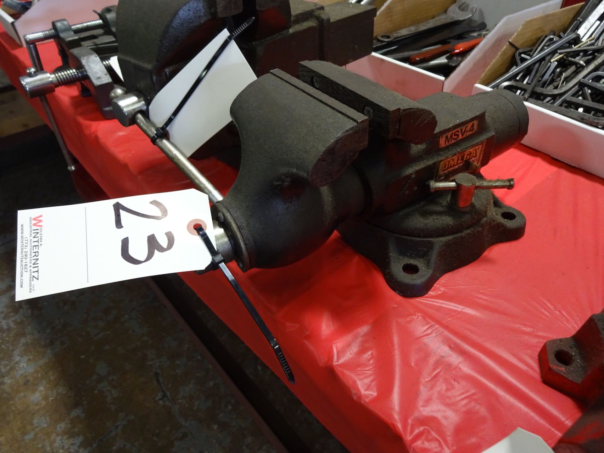 Omega 4 in. Bench Vise