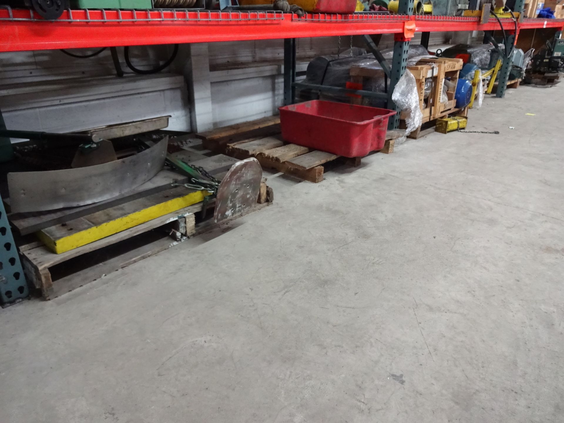 LOT: Assorted Motors & Pumps (on & under pallet rack) - Image 2 of 4