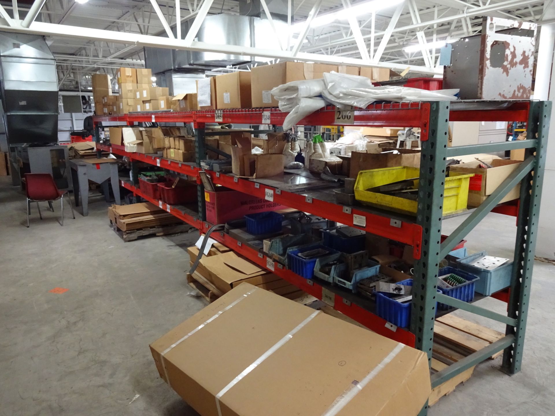 LOT: (22) Sections Assorted Pallet Rack - Image 4 of 5