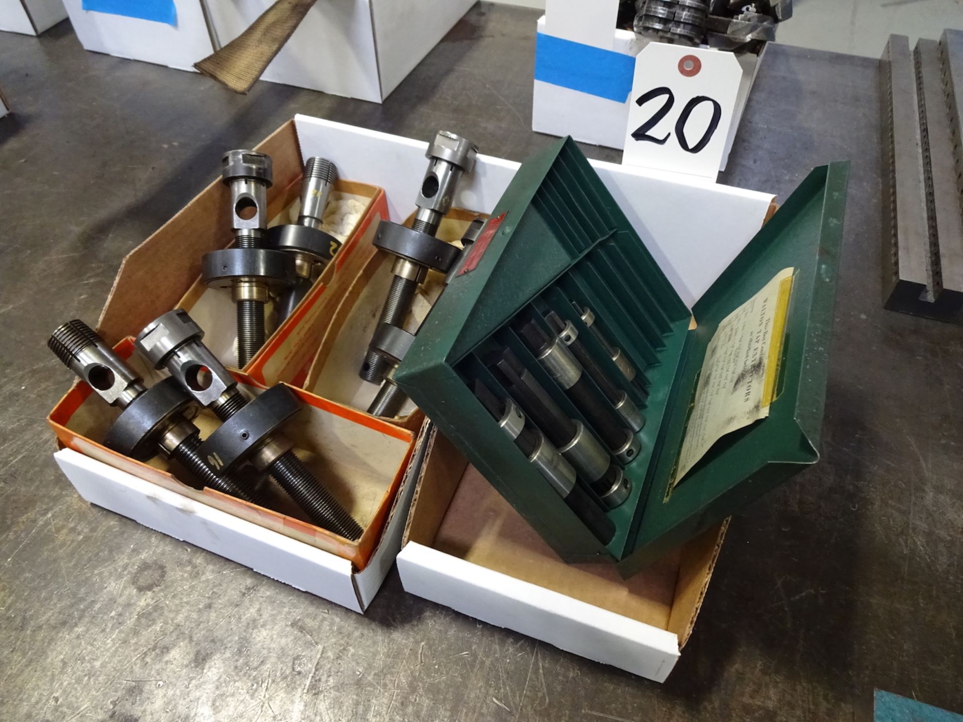 LOT: Walton Tap Extractors