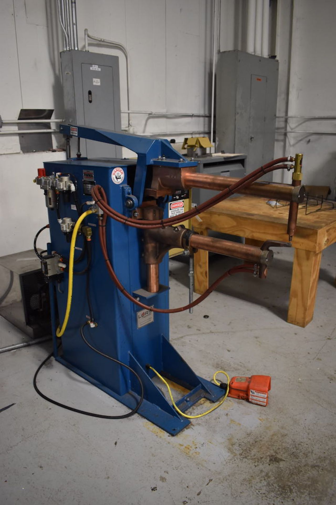 Lors 75 KVA Model 175AR-DV Rocker Arm Spot Welder, S/N 1212-8008, EM1000 Control, 26 in. Throat - Image 2 of 3