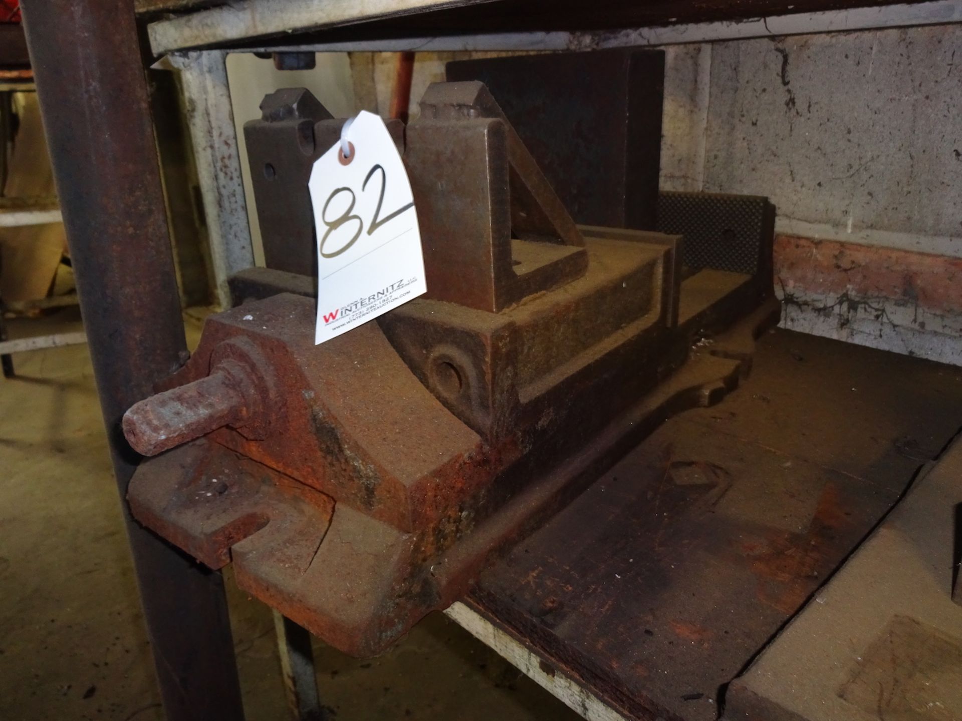 9 in. Machine Vise