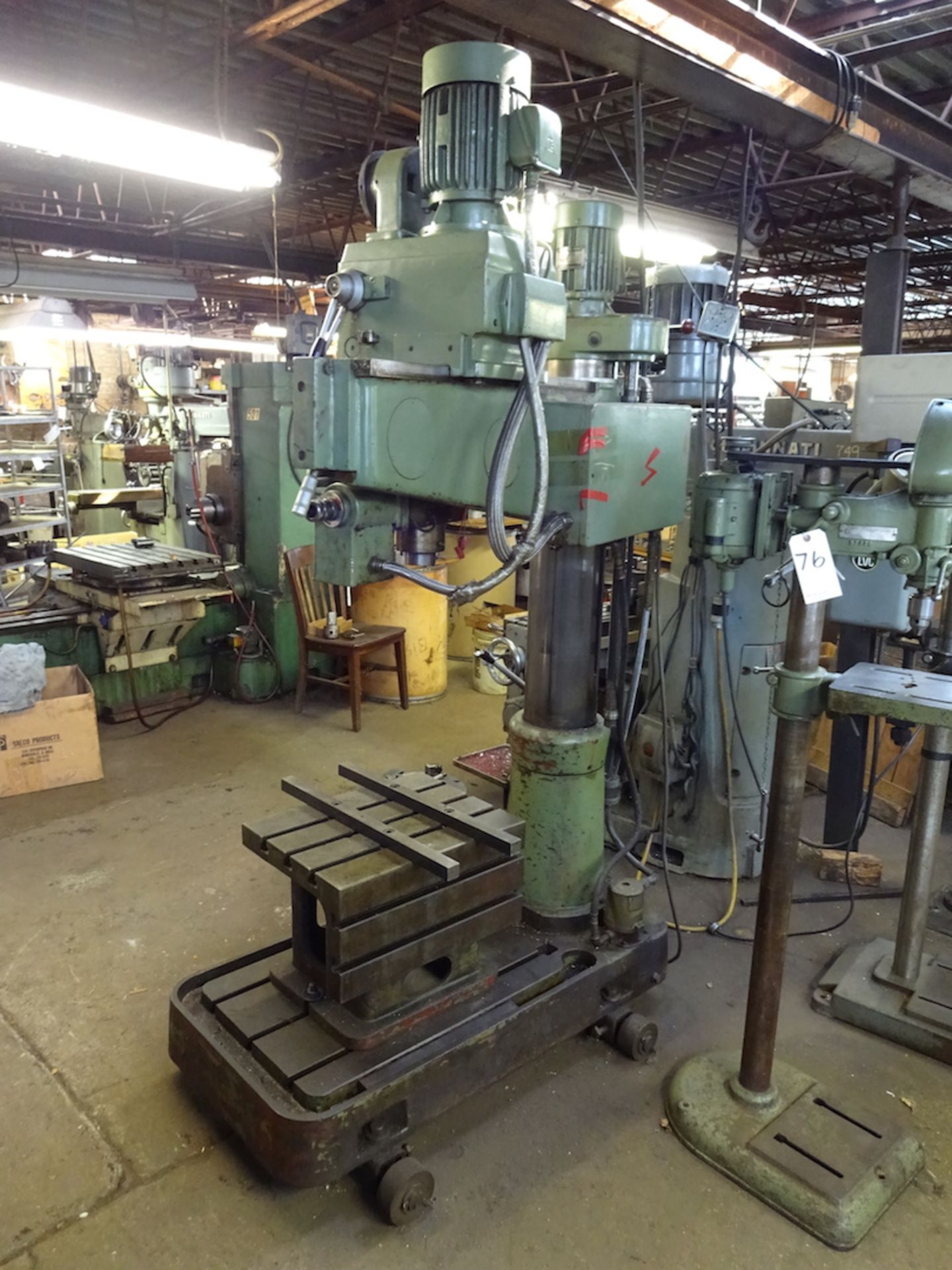 Kao Ming 8 in. Column x 32 in. Arm Model JRD700 DS Radial Arm Drill, S/N 1425 (1981) - Image 8 of 9