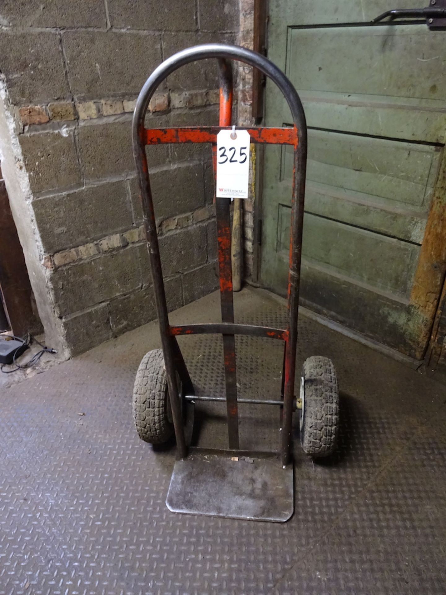 2-WHEEL HAND TRUCK