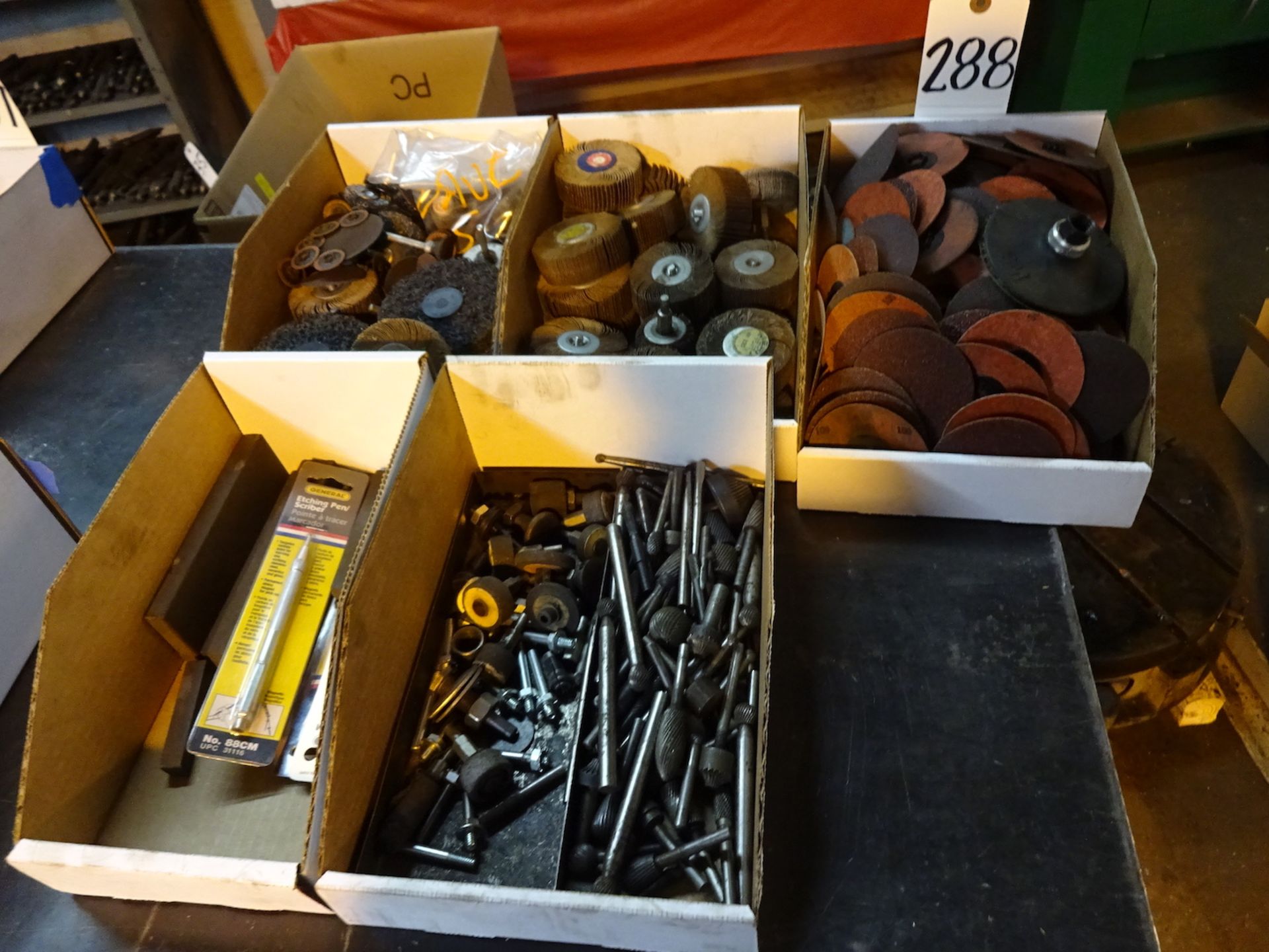 LOT: Assorted Abrasives