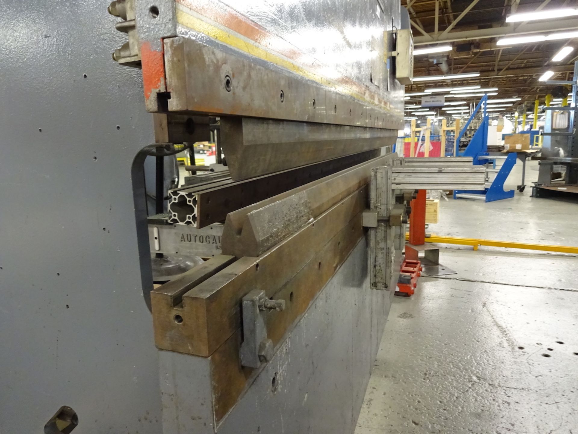 Accurpress 60 Ton x 10 Ft. Model 76010 Press Brake: S/N 2198 (1993), Automec Autogage CNC99 - Image 4 of 7