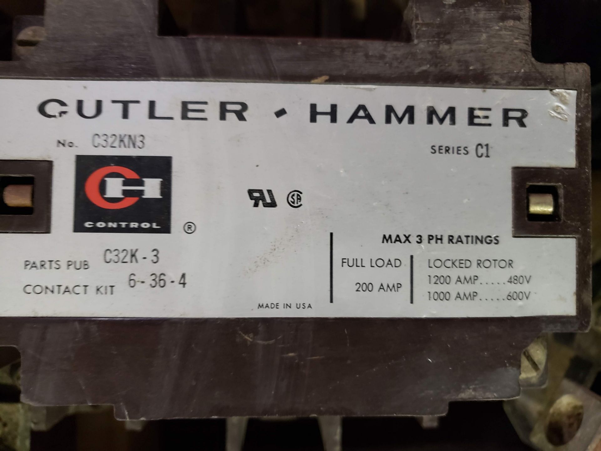 Cutler hammer reversing contactors - Image 2 of 5