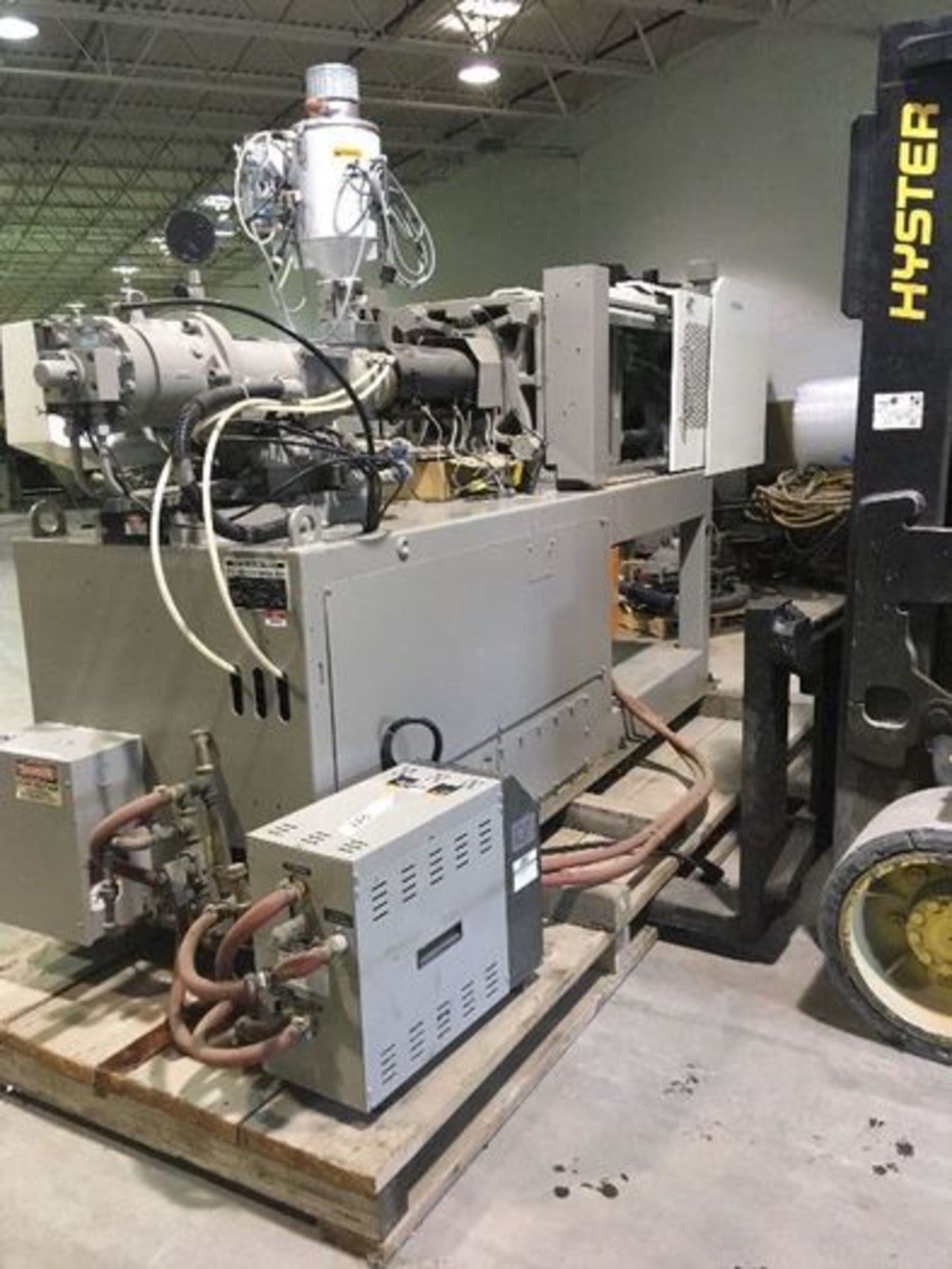 NISSEI NS60-9A INJECTION MOLDING MACHINE, SN E60T011 , YEAR 2000, LOCATION MI - Image 8 of 10