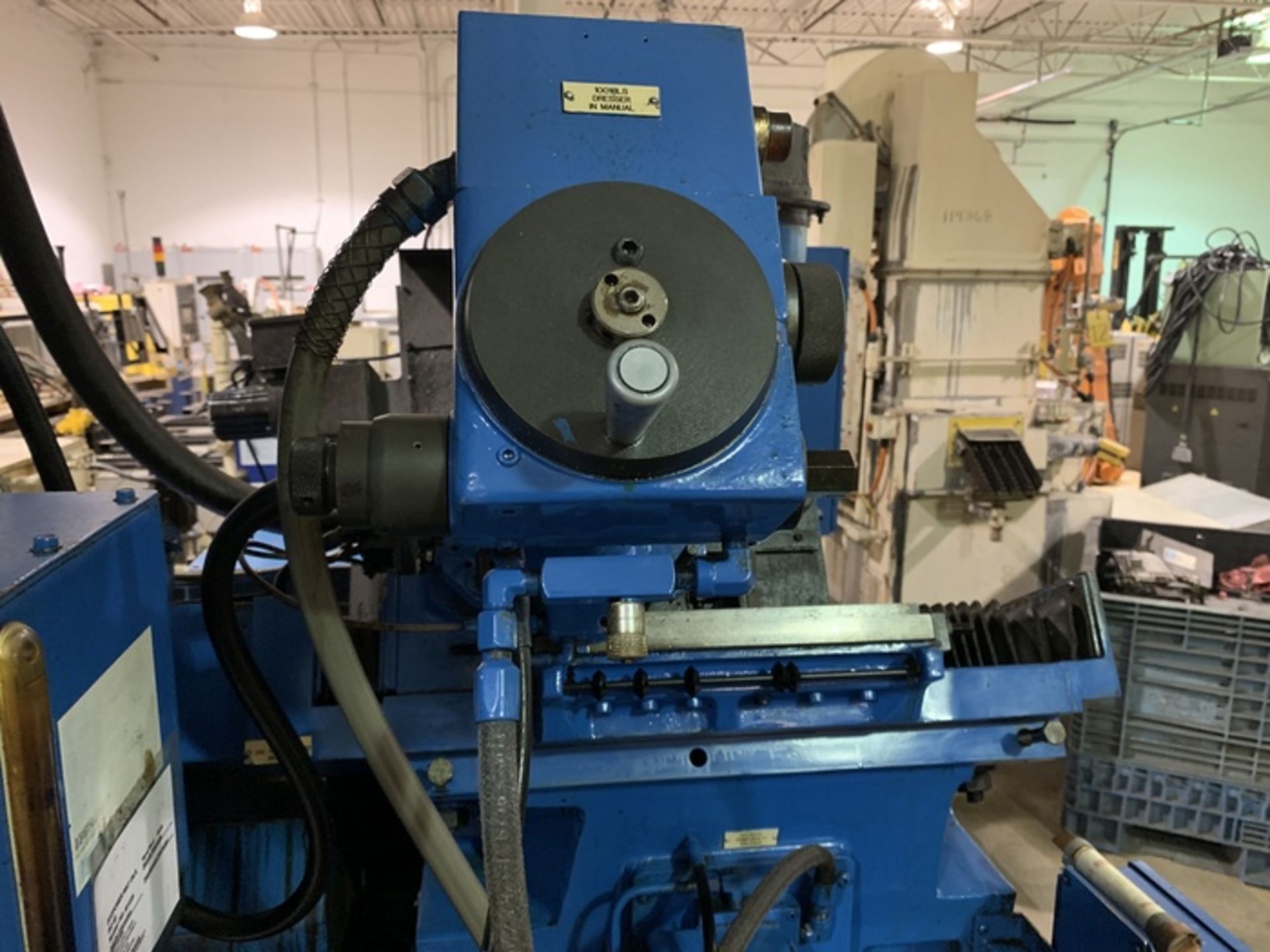 CINCINNATI MODEL 220-8 CENTERLESS GRINDER, SN 3503H81-0004, REMANUFACTURED IN 1994, LOCATION MI - Image 10 of 35