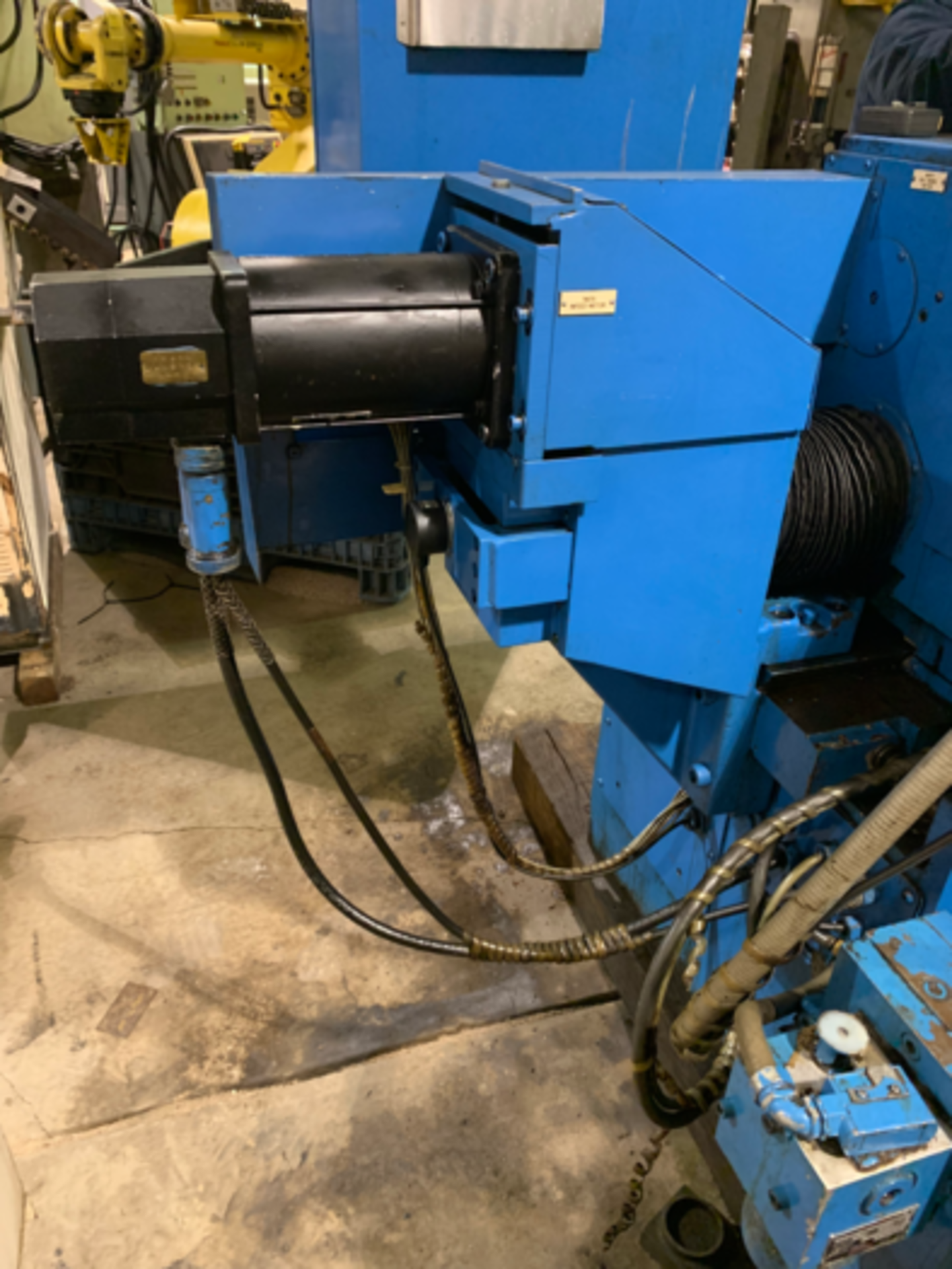 CINCINNATI MODEL 220-8 CENTERLESS GRINDER, SN 3503H81-0004, REMANUFACTURED IN 1994, LOCATION MI - Image 20 of 35