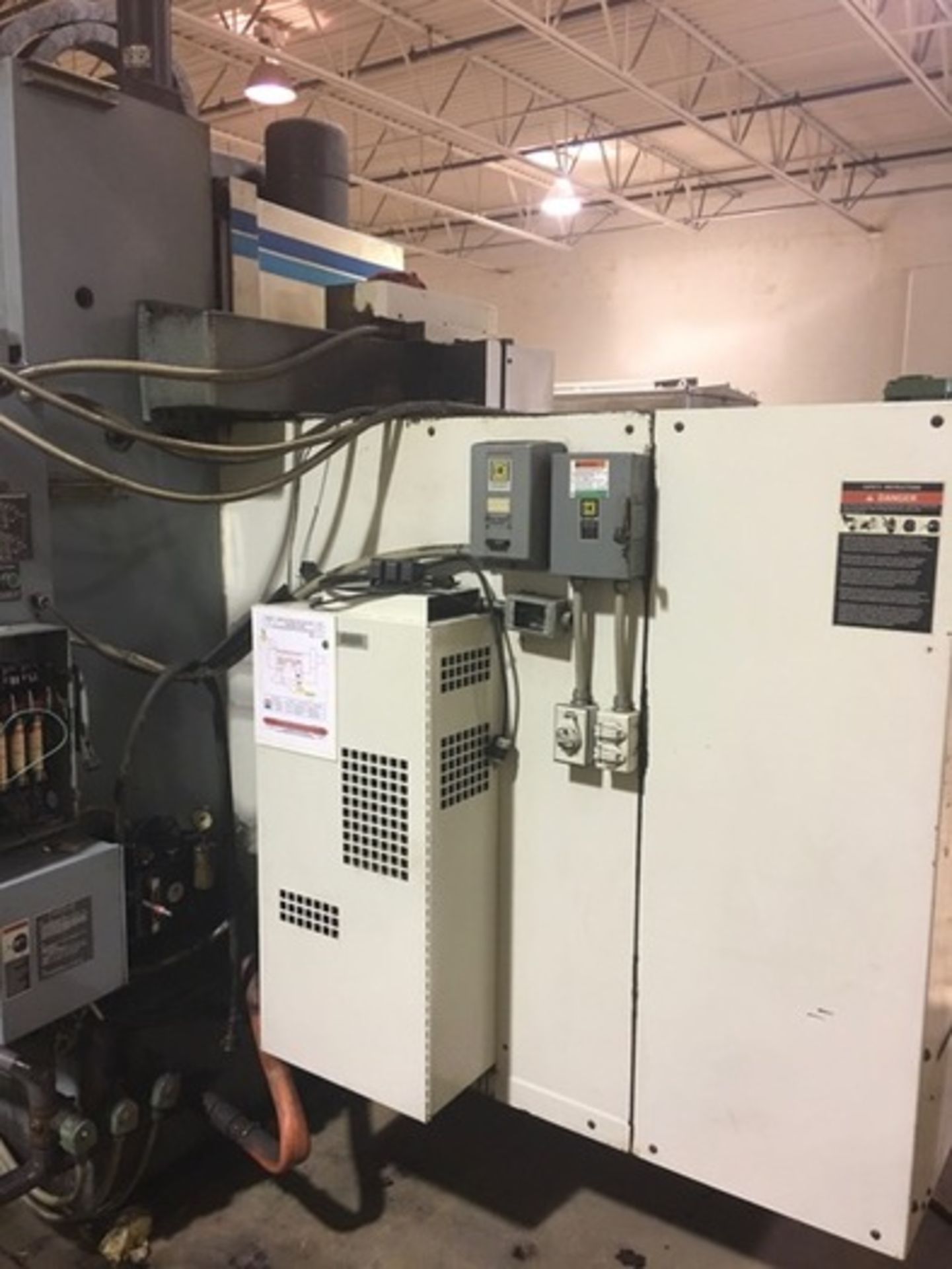 FADAL 6030 VHT VERTICAL MACHINING CENTER, SN 9311232, LOCATION MI - Image 6 of 9