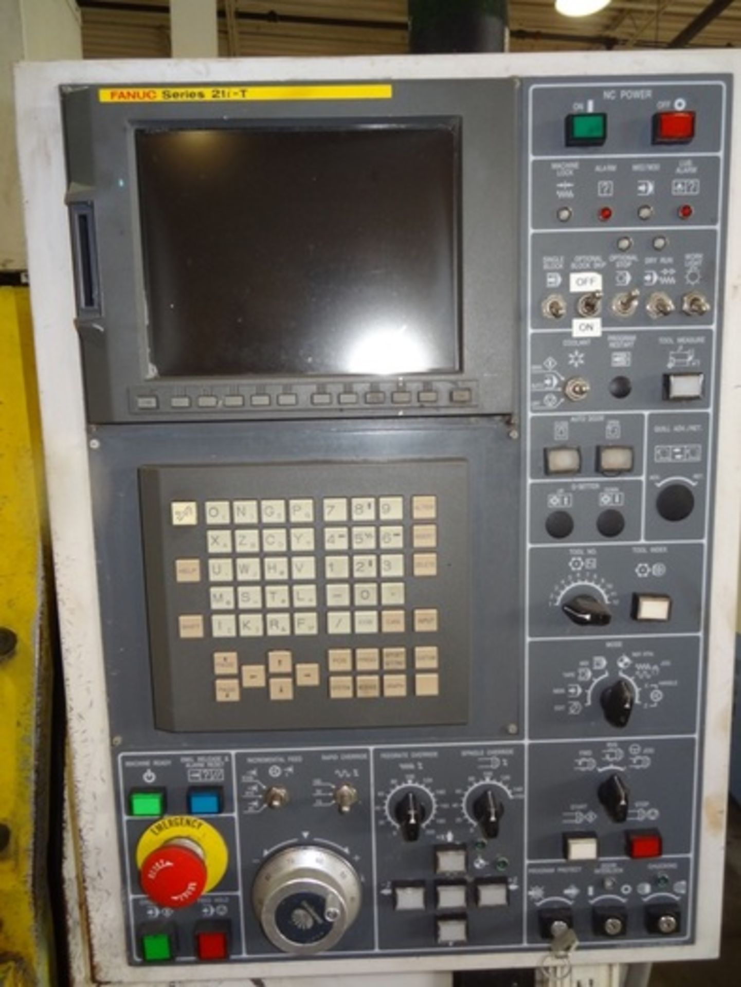 DAEWOO LYNX 200 2 AXIS CNC LATHE, YEAR 2001, SN L2002042, LOCATION MI - Image 3 of 5