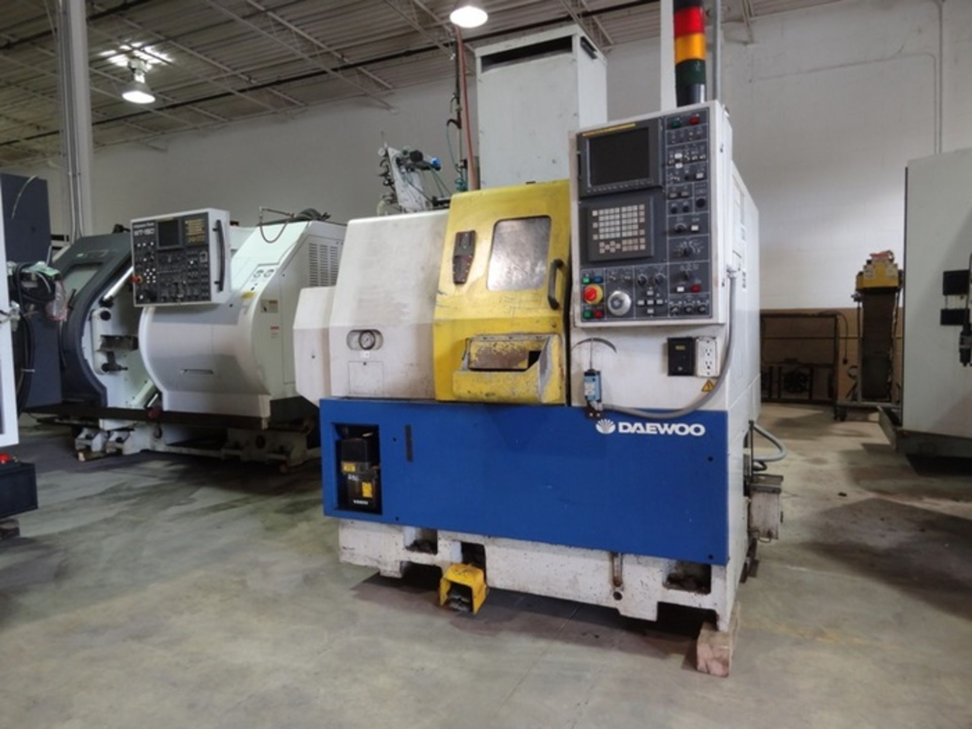 DAEWOO LYNX 200 2 AXIS CNC LATHE, YEAR 2001, SN L2002042, LOCATION MI