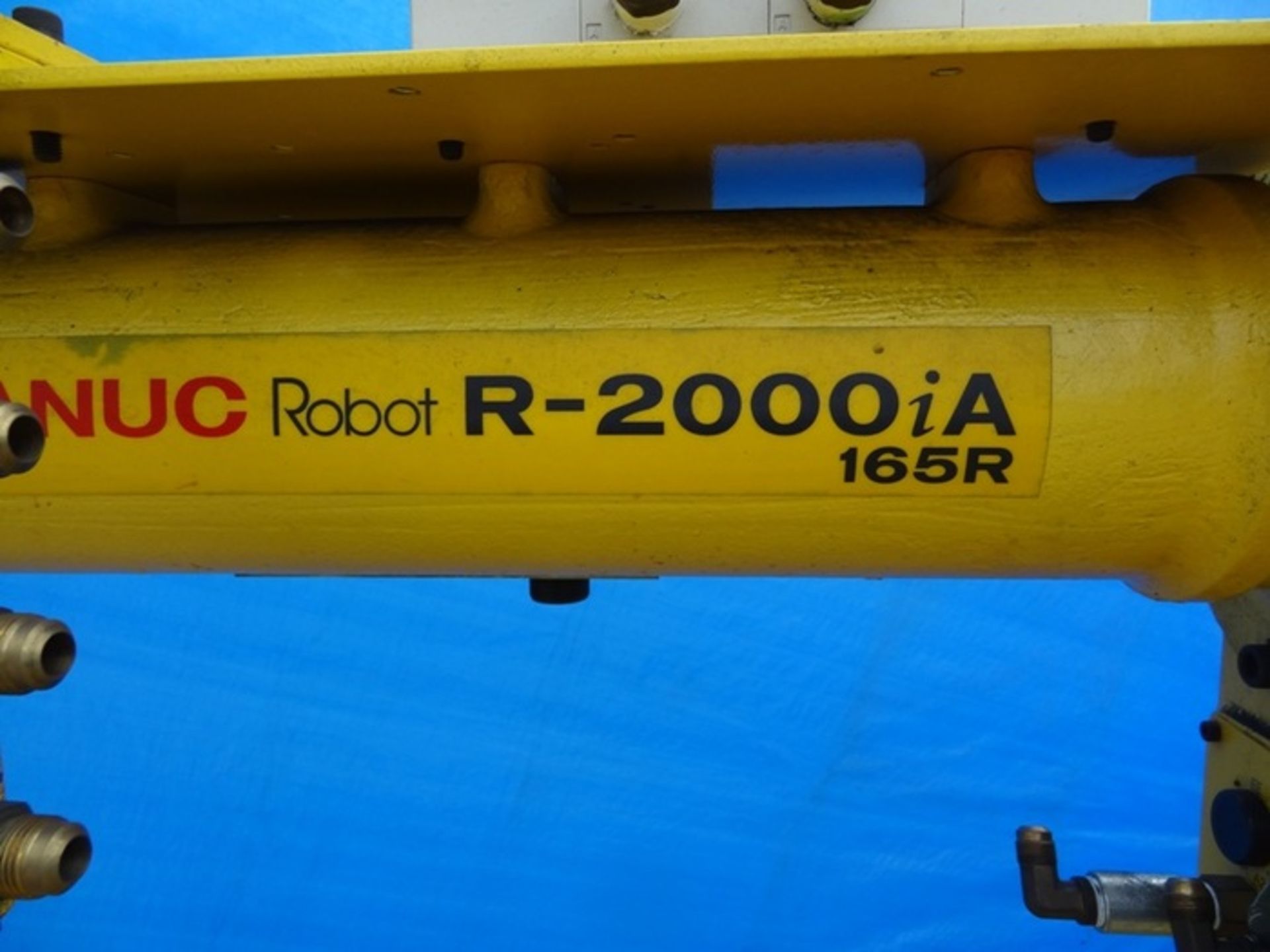 FANUC ROBOT R-2000iA/165R, R-J3iB CONTROLS, CABLES & TEACH PENDANT SN F800269, LOCATION MI - Image 4 of 6