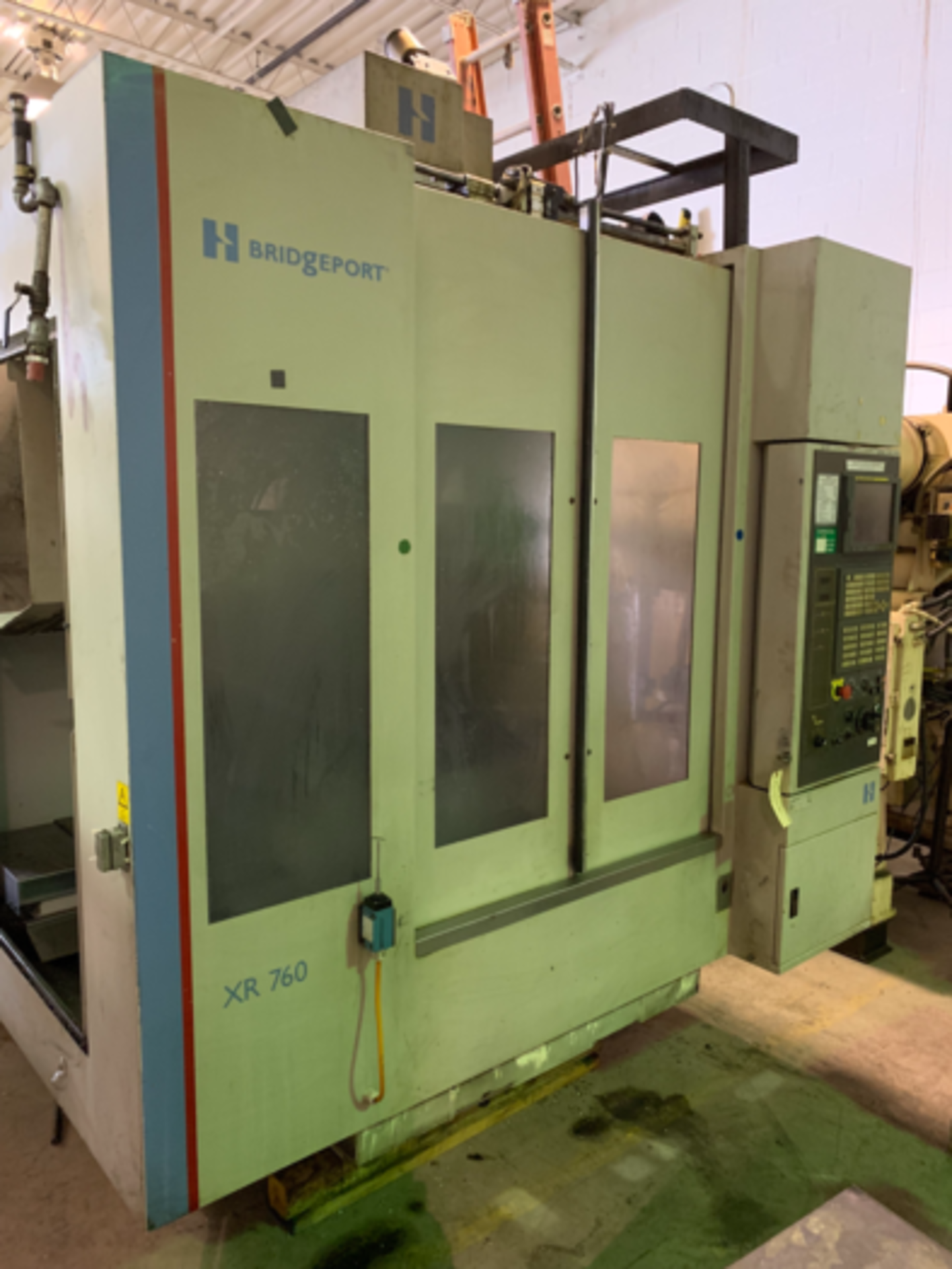 HARDINGE XR760 VMC PRODUCTION CENTER 30"X24"X24" W/4TH AXIS TRUNION, YEAR 2010, SN XRAB0A0002