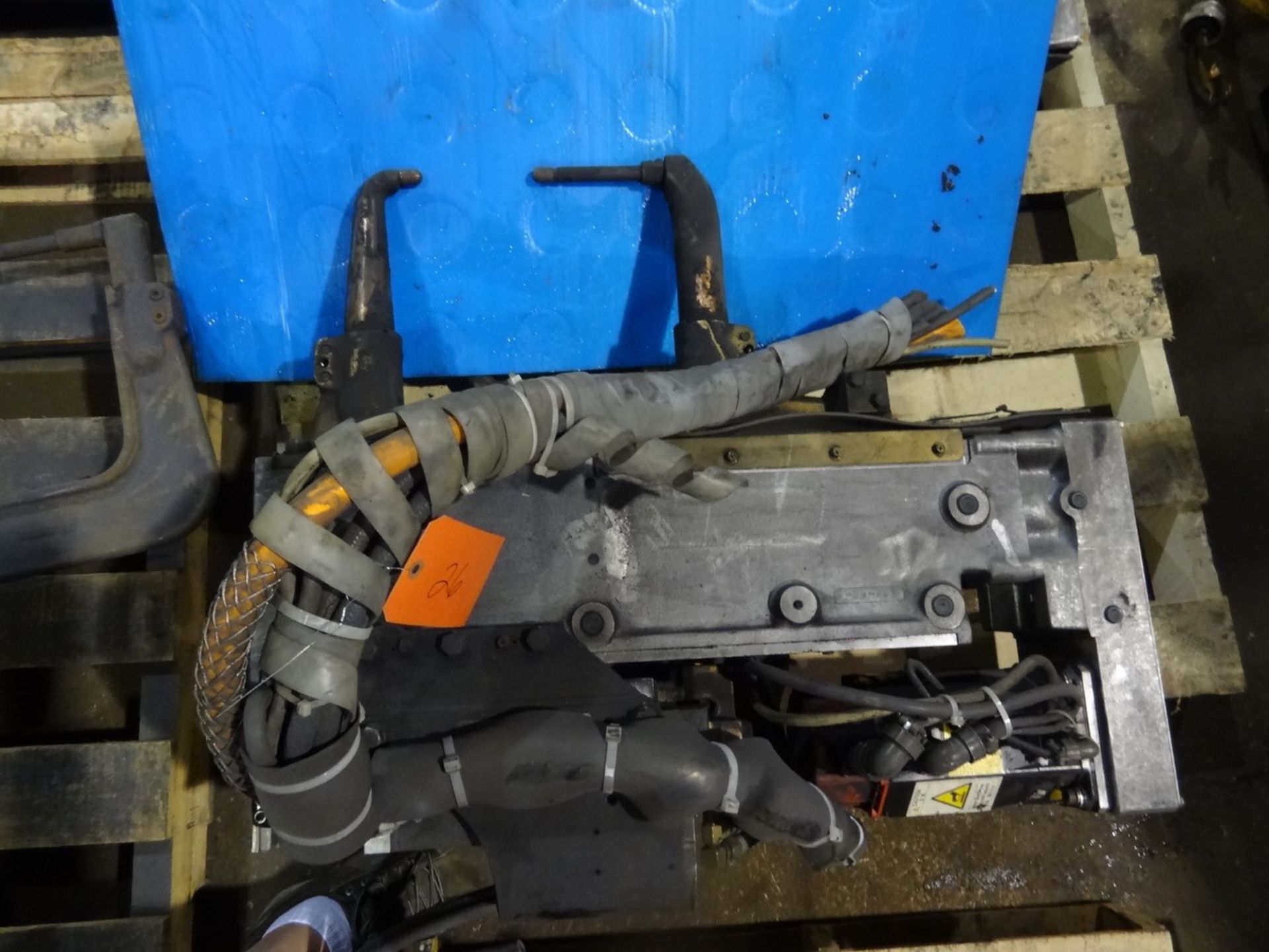 OBERA SERVO SPOT WELDING GUN, LOCATION MI