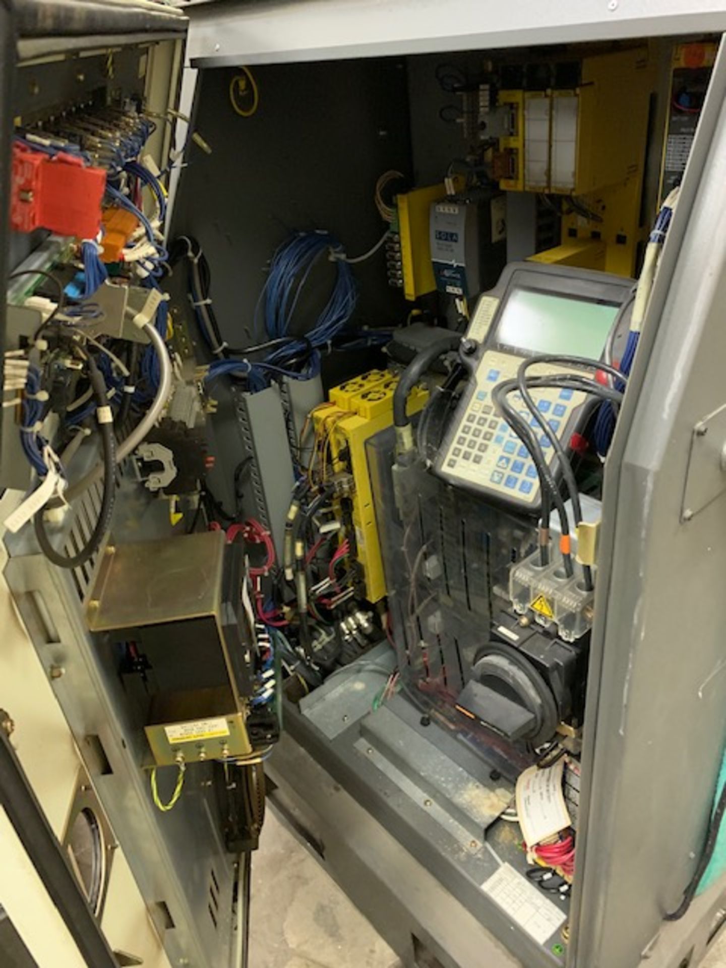 FANUC ROBOT S500i WITH RJ3 CONTROLLER, YEAR 1999, - Image 5 of 7