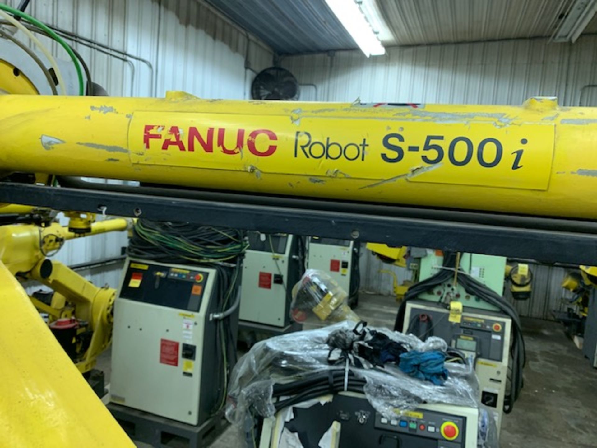 FANUC ROBOT S500i WITH RJ3 CONTROLLER, YEAR 1999, - Image 2 of 7