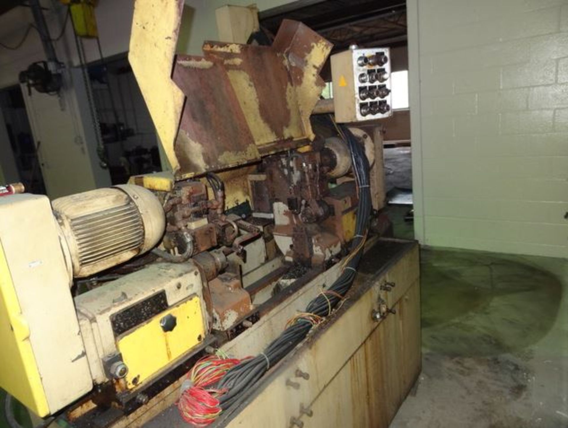 DUAP TYPE ZS30K FACE AND CENTER MACHINE NEW 1980, LOCATION MI