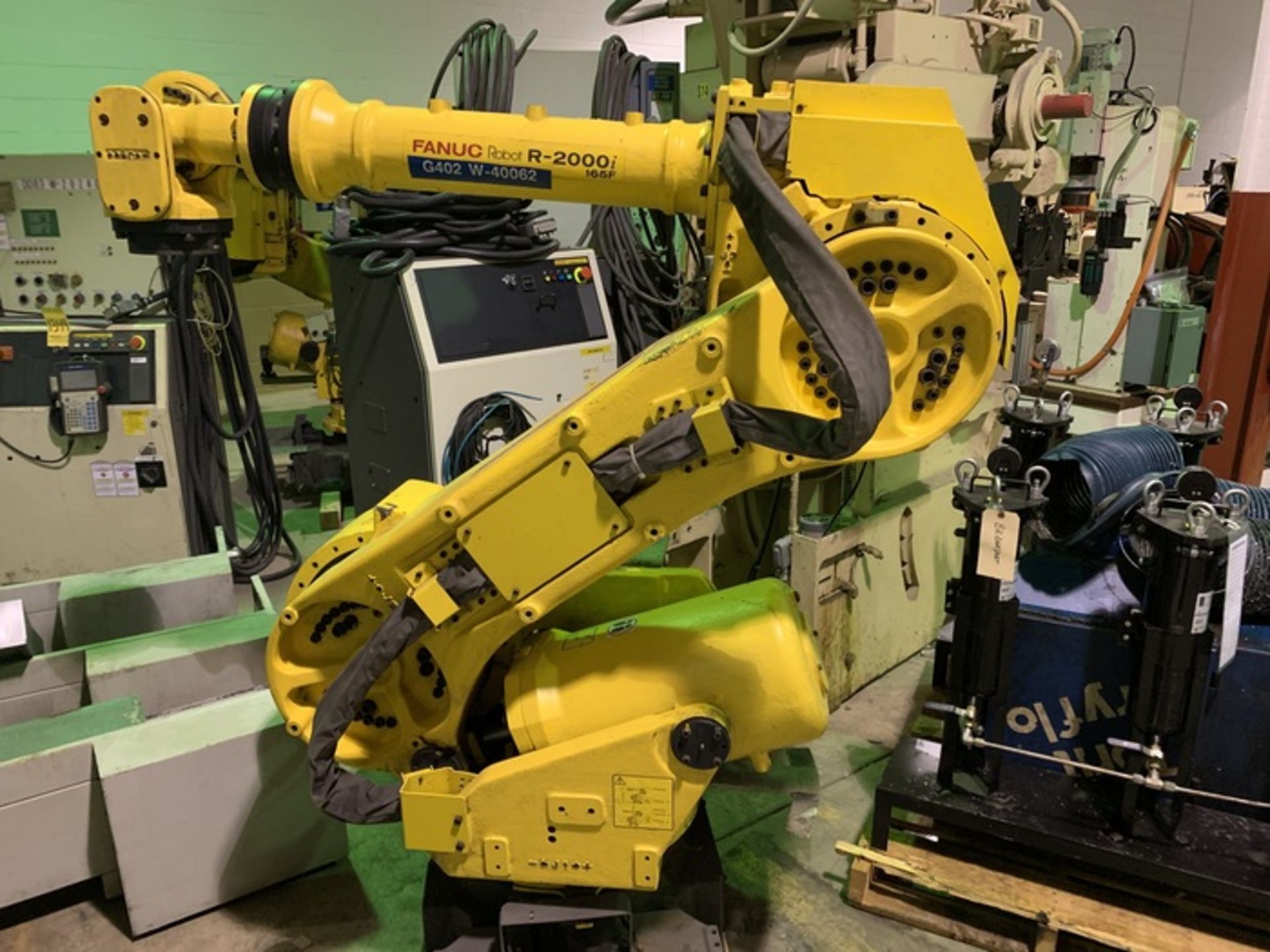 FANUC R2000Ai/165F ROBOT W/RJ3IB CONTROLLER, YEAR 200, LOCATION MI