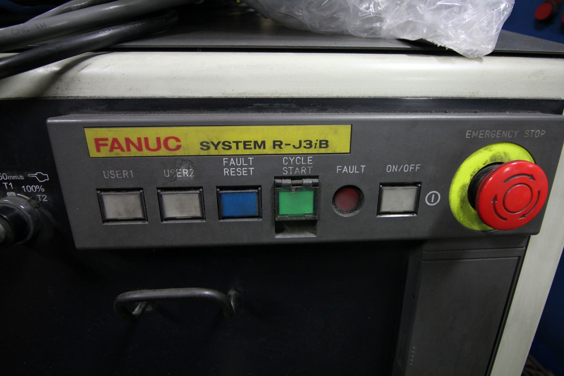 FANUC ROBOT M-16iB/20 WITH R-J3iB CONTROLS, TEACH PENDANT & CABLES, SN 73717, YEAR 2005 - Image 5 of 7