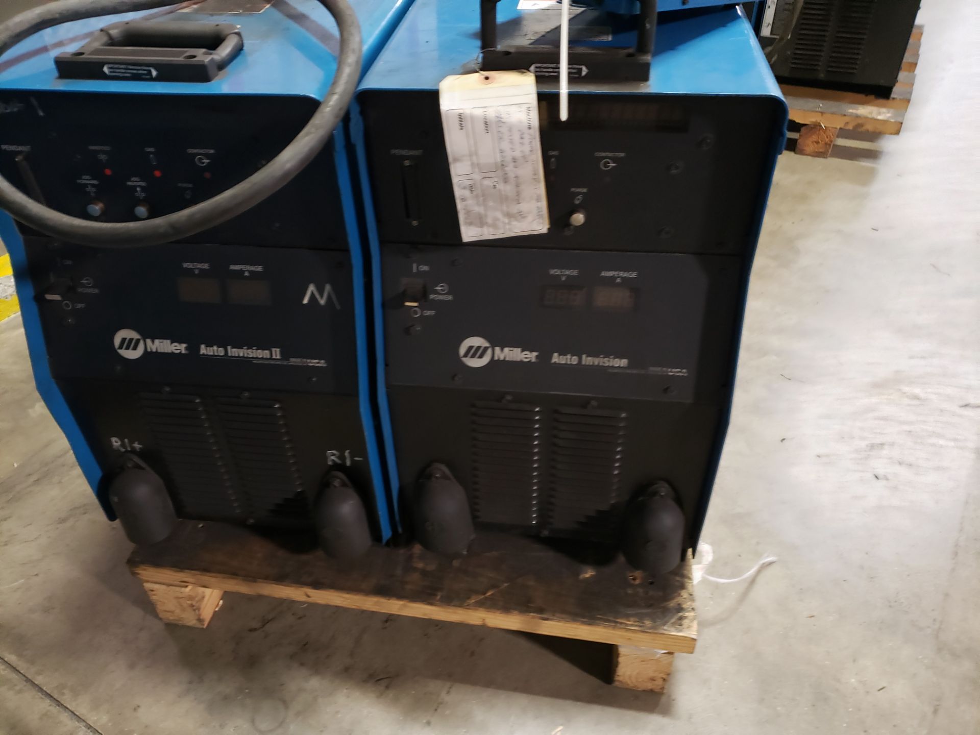 1 LOT CONSISTING OF MILLER AUTOINVISION II & AUTOINVISION WELDING SUPPLY UNITS AND MORE - Image 9 of 10