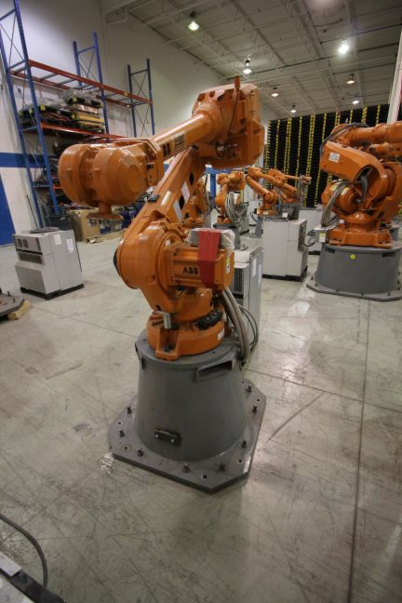 ABB ROBOT IRB 4600 2.55/40KG WITH IRC5 CONTROLS, YEAR 2014, SN 500871 TEACH PENDANT& CABLES