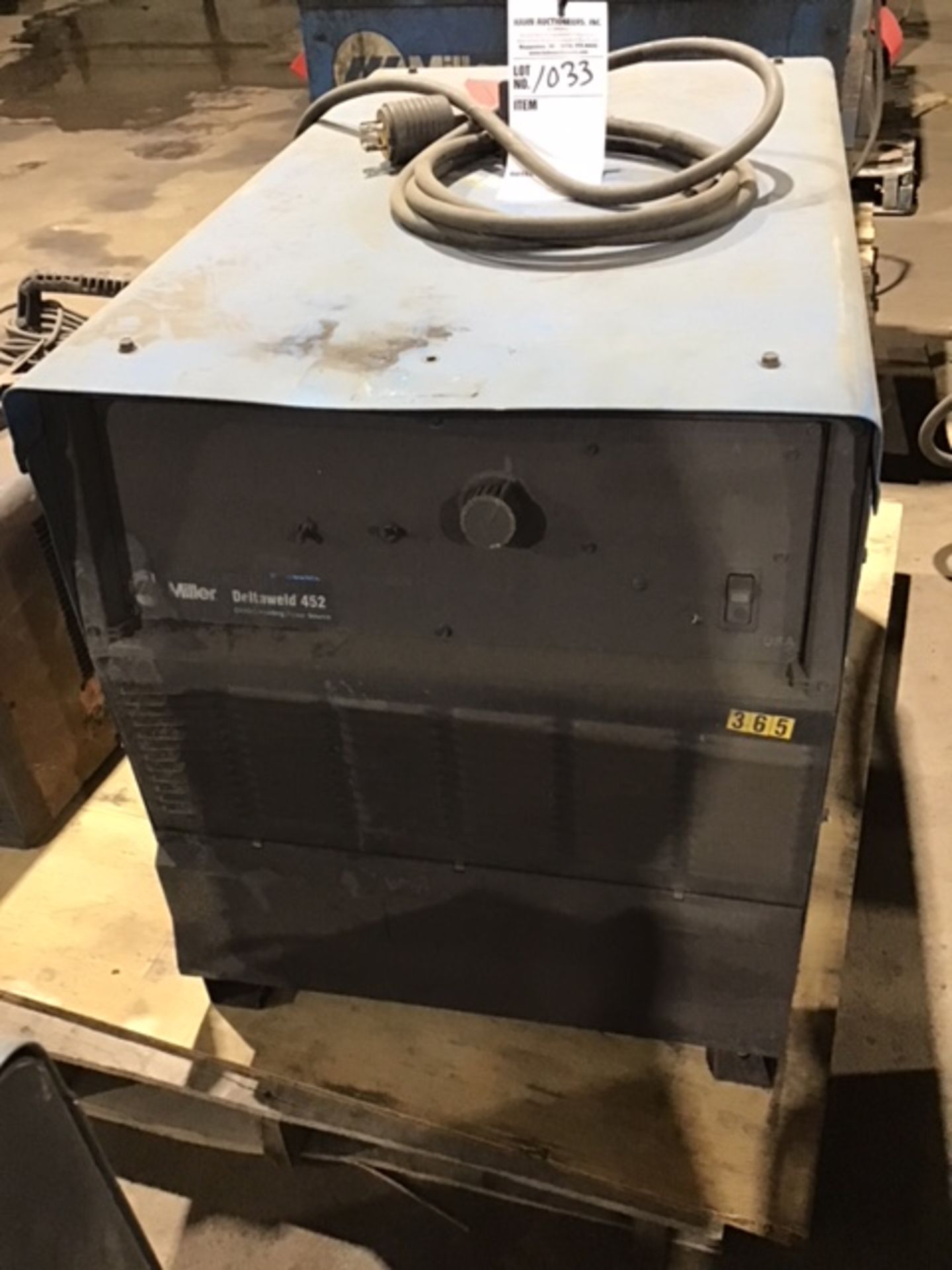 Miller Deltaweld 452