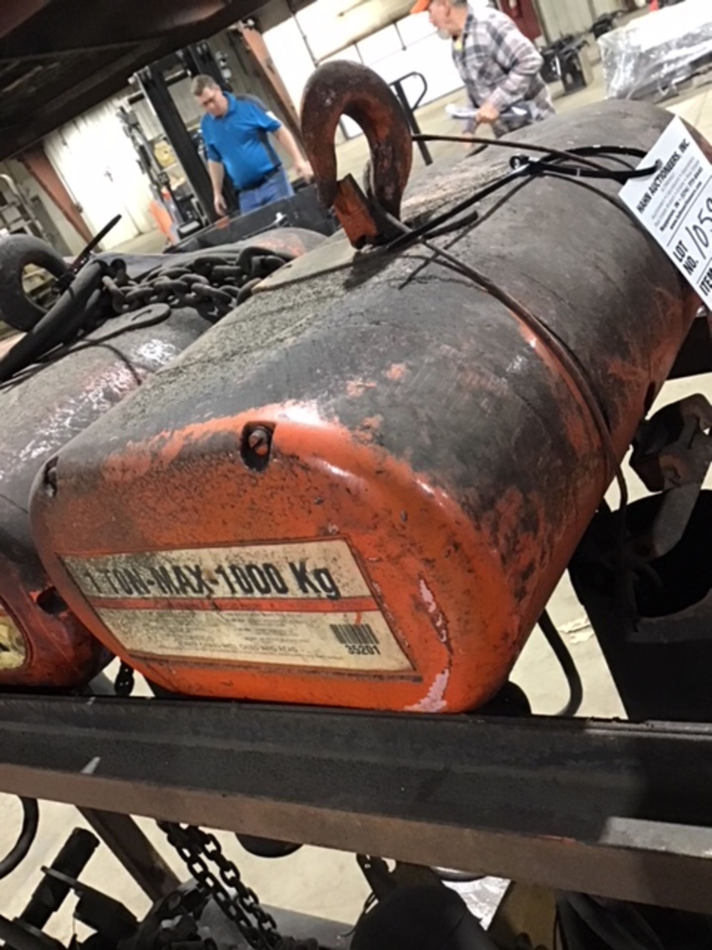 CM 1 Ton max chain hoist