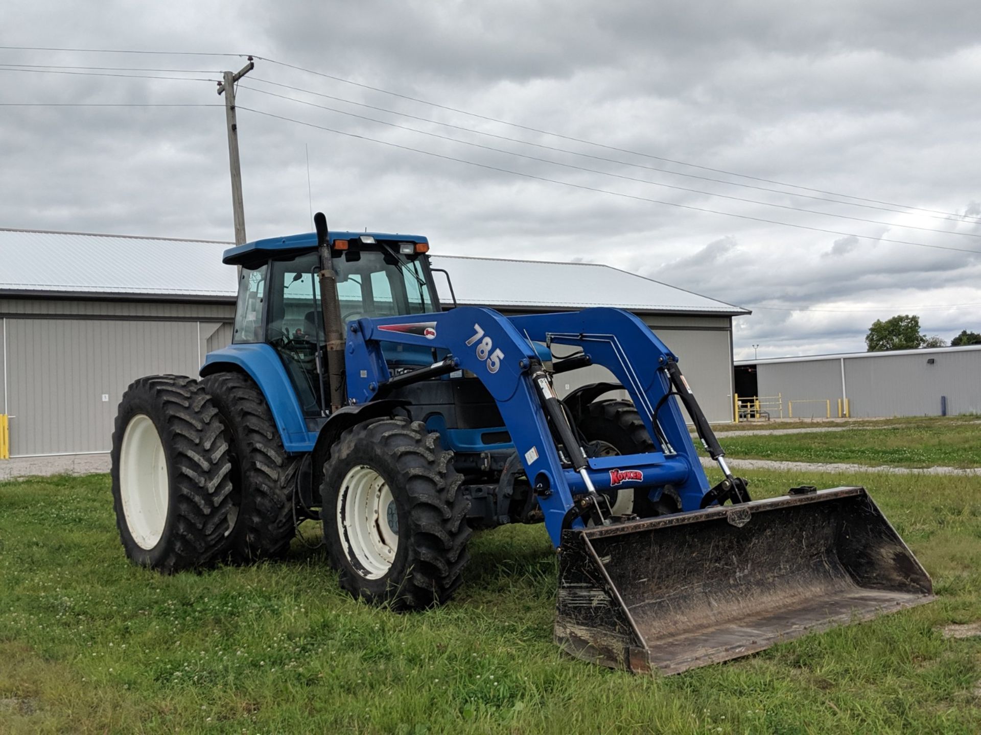 Ford New Holland 8970 Diesel Tractor - Image 3 of 4