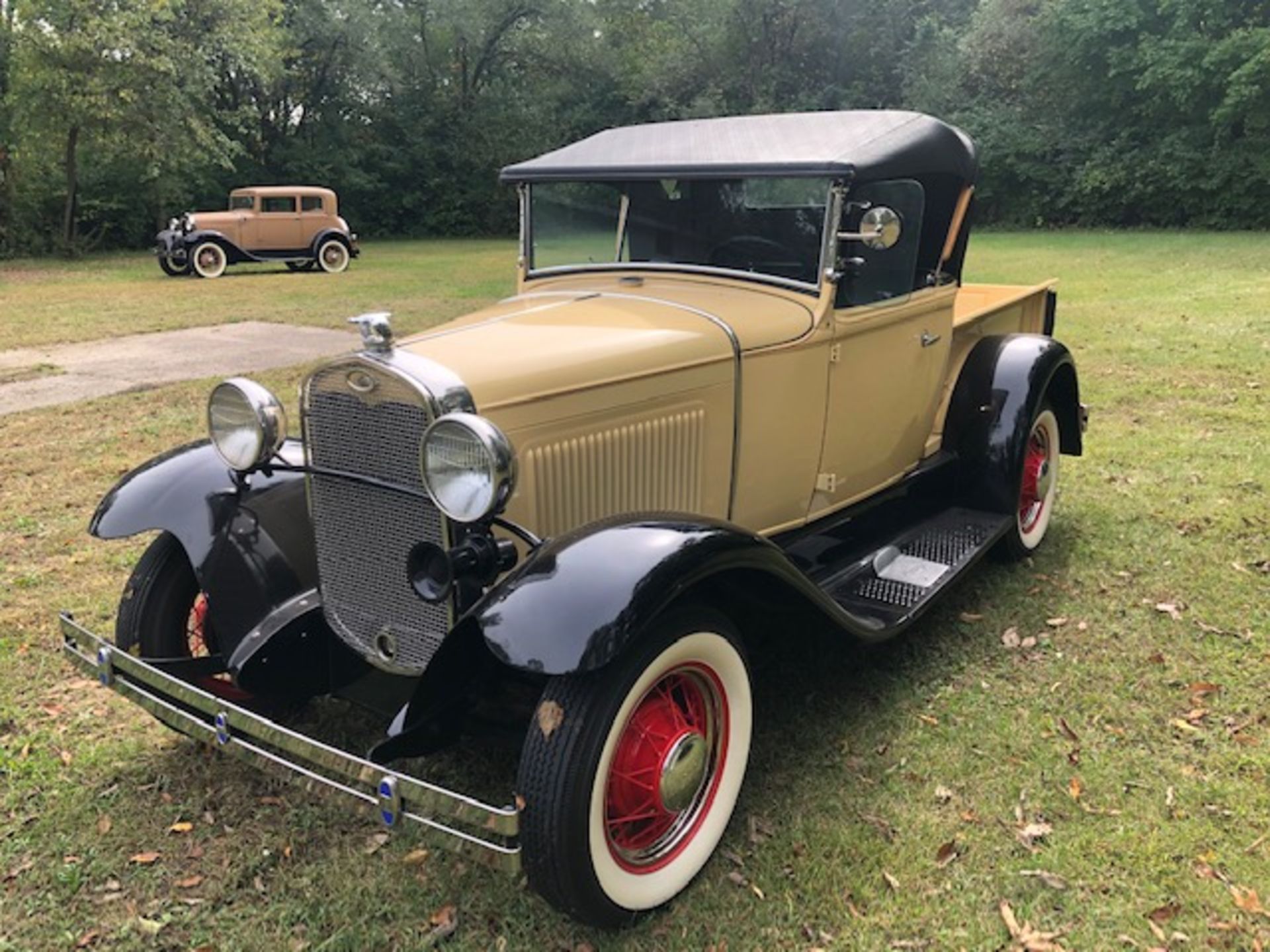 1931 Ford model A roadster pickup, 4 cylinder, 40 hp, convertible, cream in color, odometer reads - Image 2 of 8