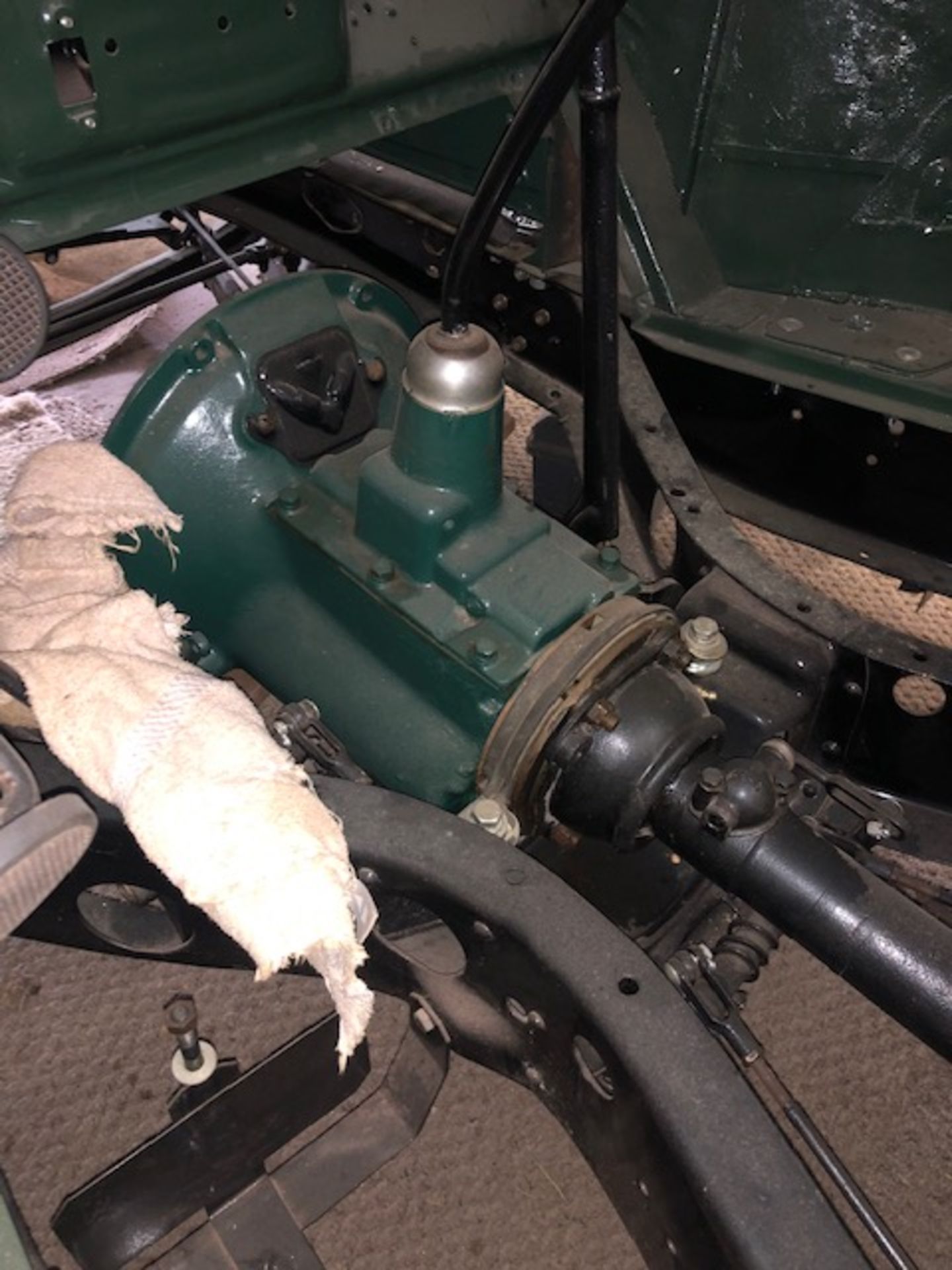 1934 Ford pickup short restoration, right side rim mount, in early stage of restoration, missing the - Image 7 of 7