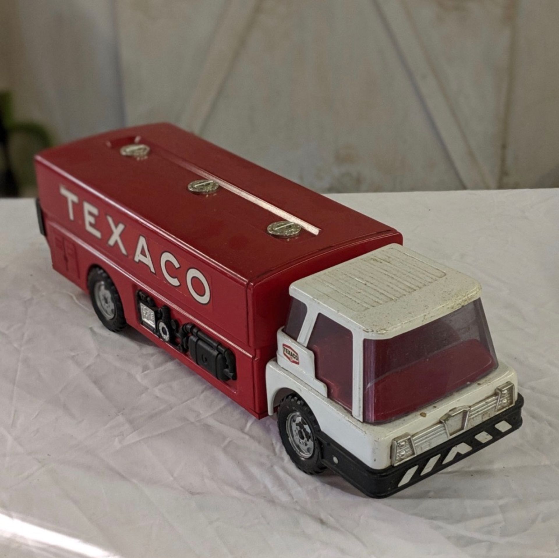 1960's Texaco pressed steel fuel tanker toy truck - Image 2 of 5