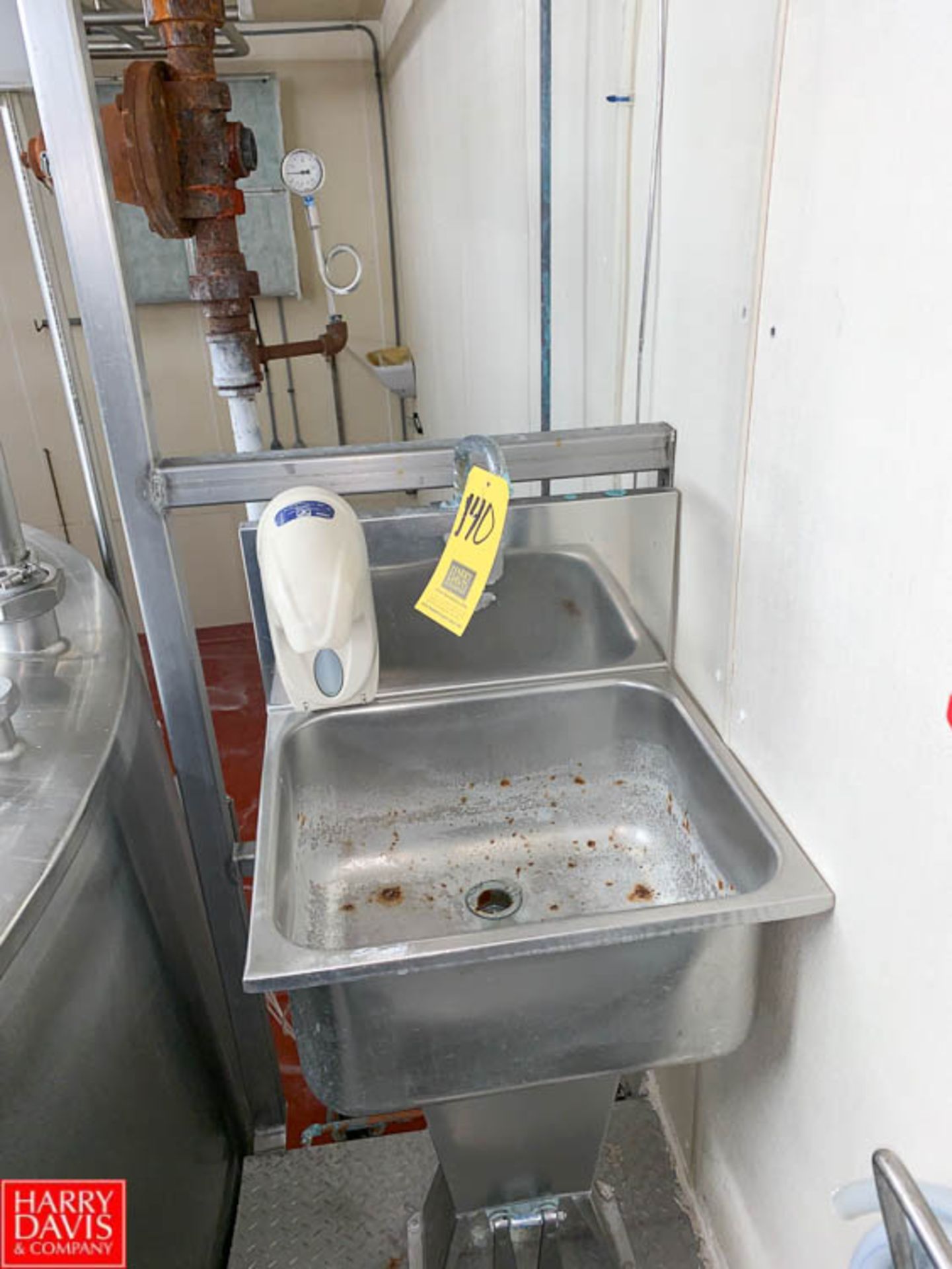 S/S Wash Sink, wth Foot Controls - Rigging Fee: $ 25