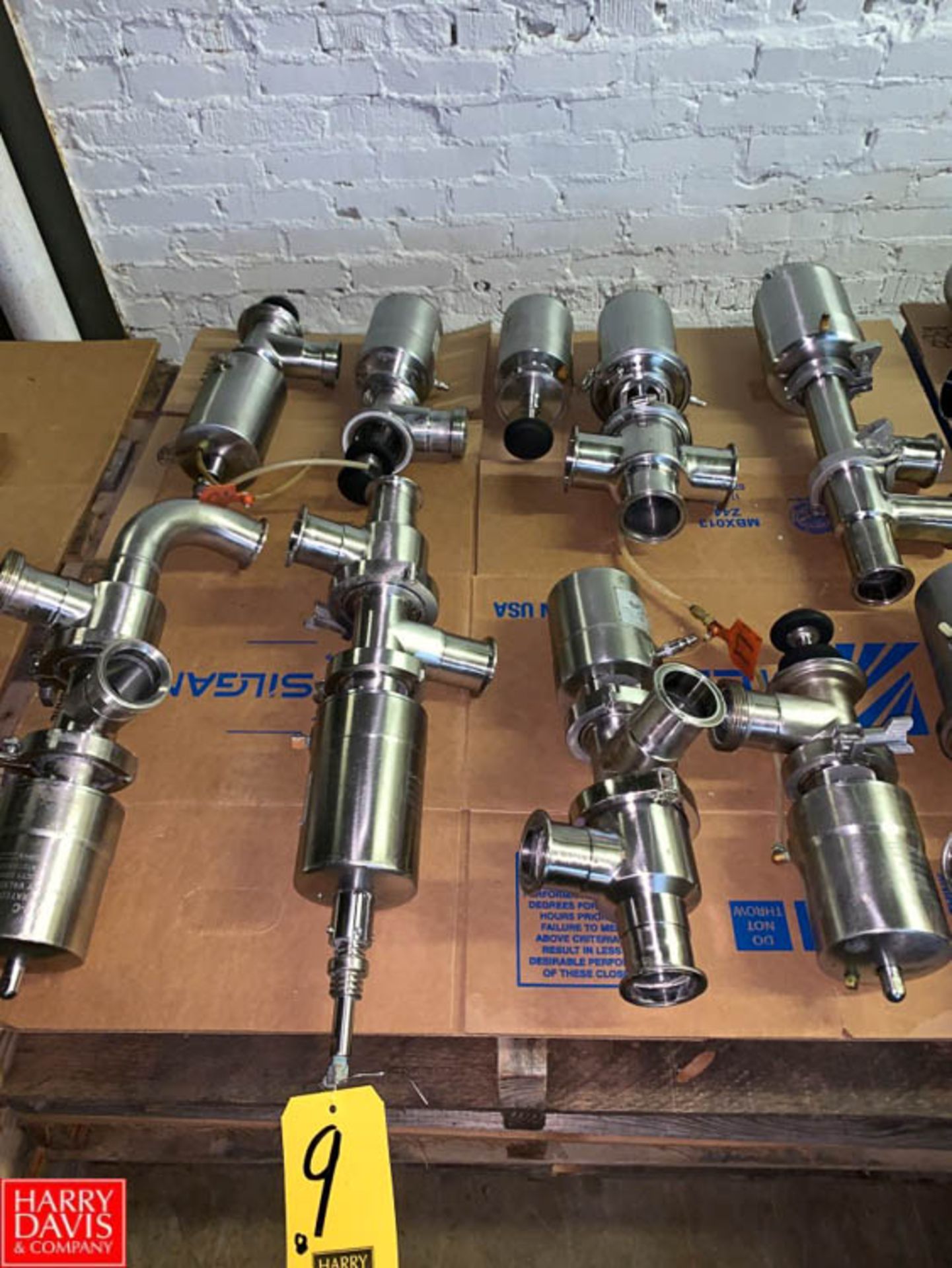 (8) Tri Clover, APC, and other 2" S/S Air Valves and Actuator - Rigging: $25