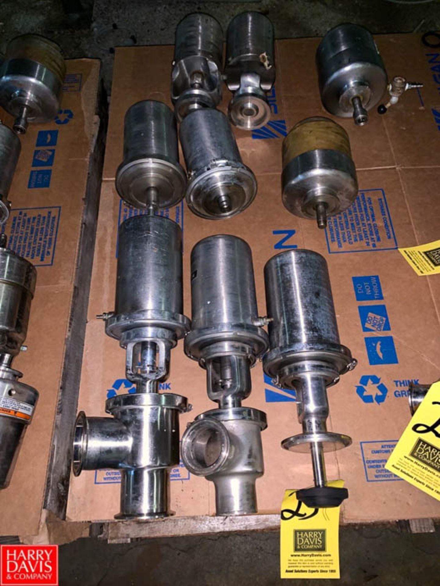 WCB, APC and Tri Clover S/S Air Valves, with Air Valve Actuators - Rigging: $25