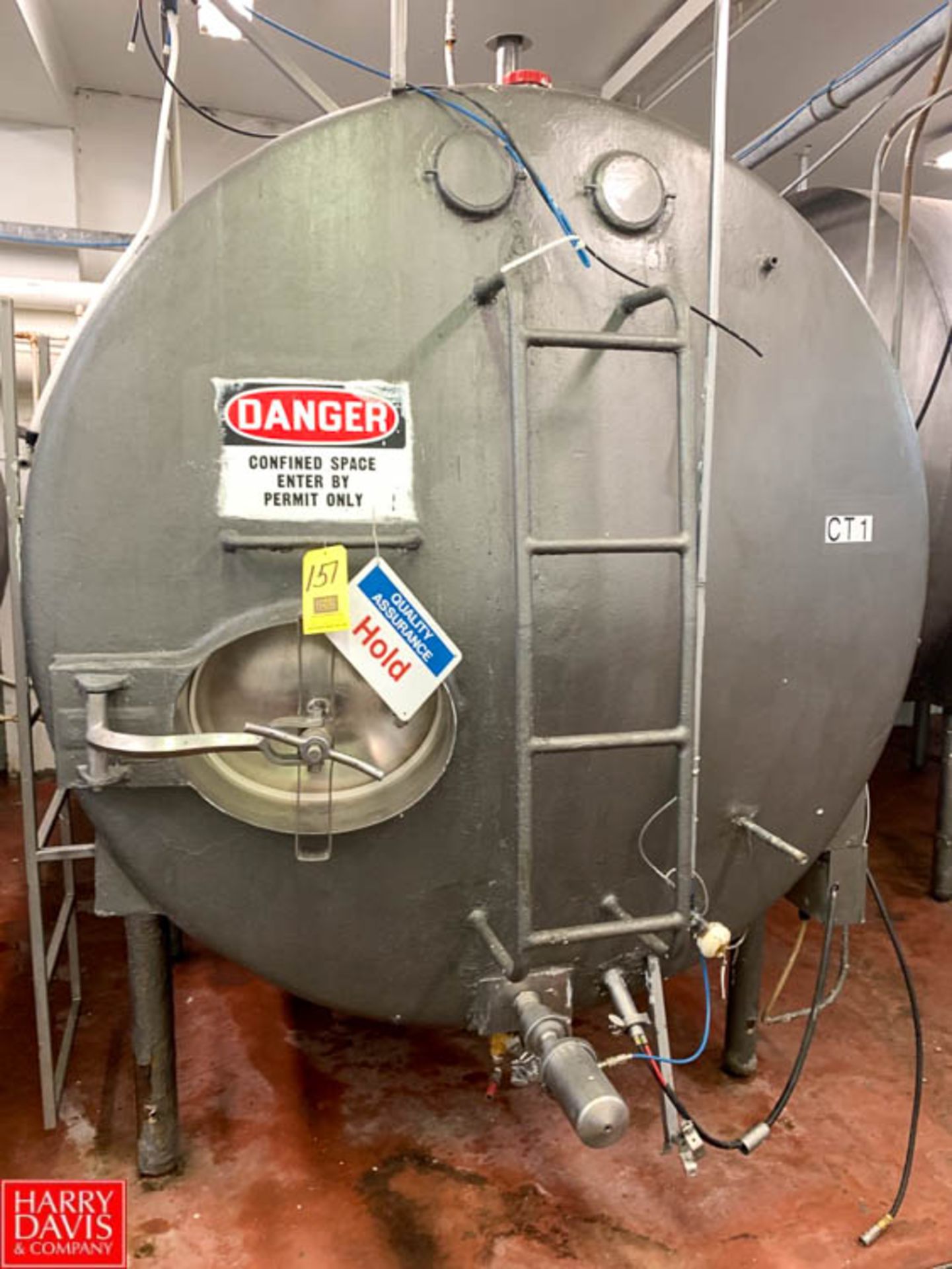 2,000 Gallon S/S Jacketed Tank with Vertical Agitator - Rigging: $1,000