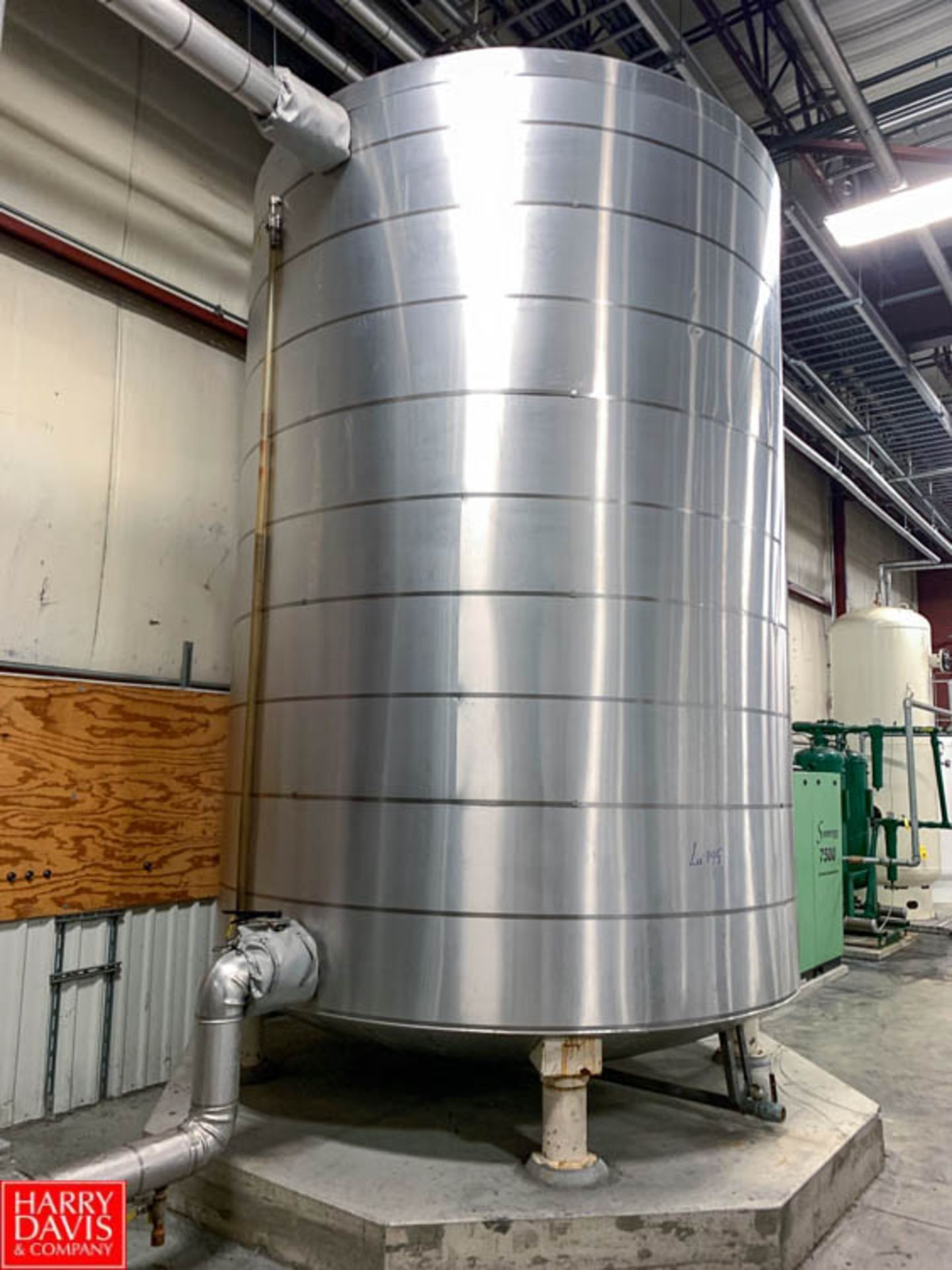 6,000 Gallon Vertical Tank Rigging Fee: 3500