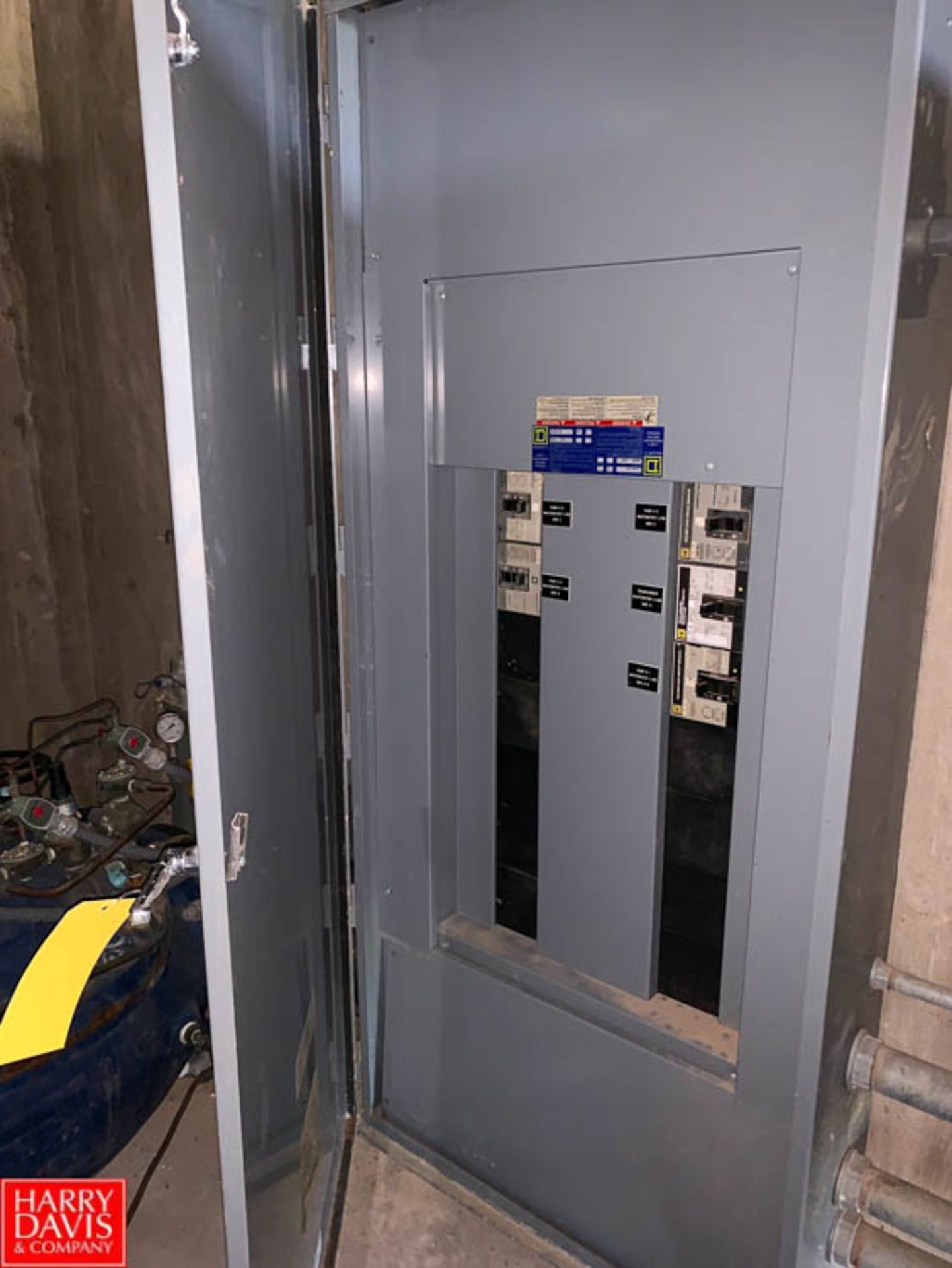 Square D 250 AMP/ 600 Volt Breaker Panel