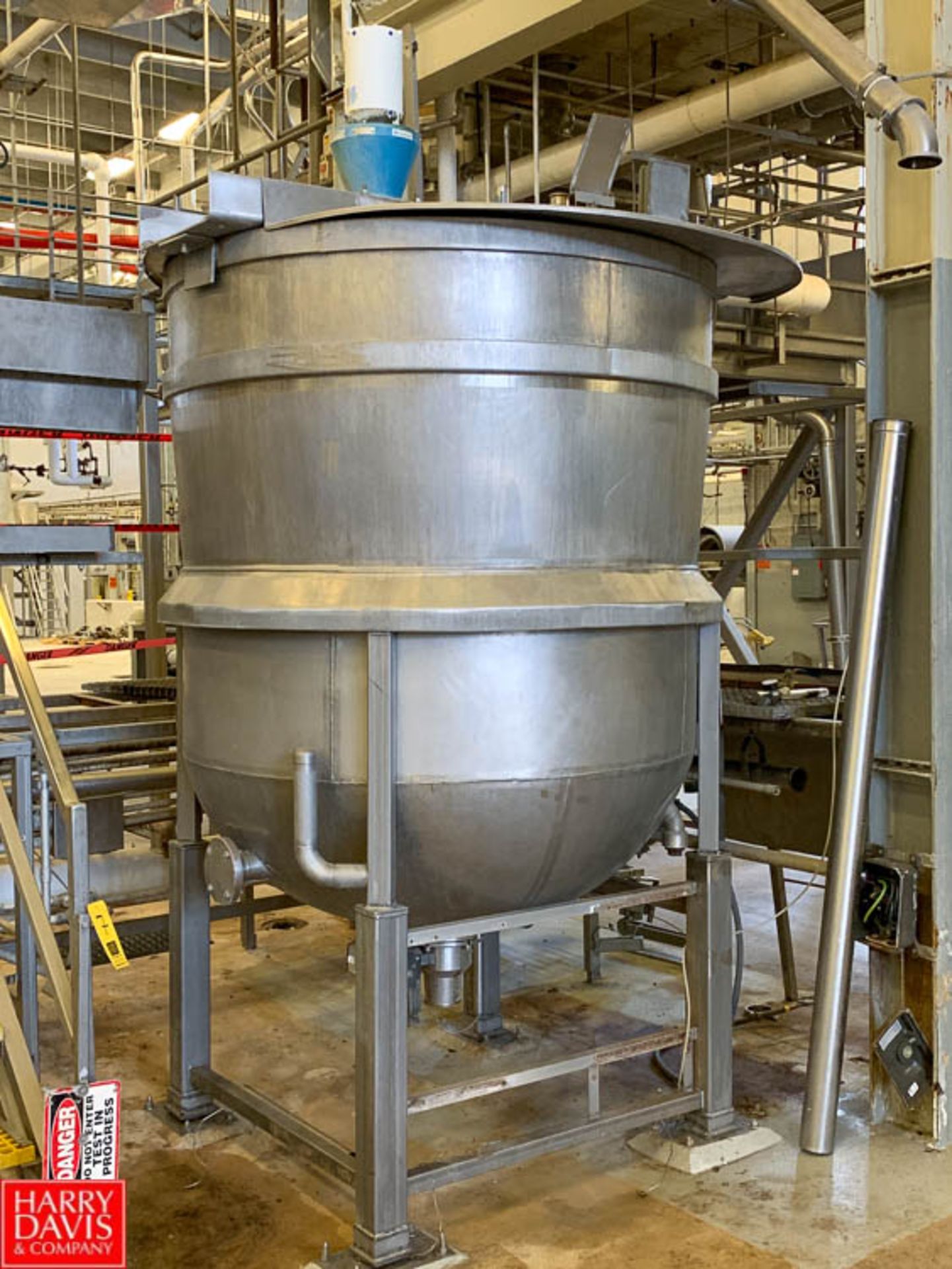 Hicks 600 Gallon Dual-Hinged-Lid Jacketed S/S Kettle : SN 11-4202-2, 110 PSI Jacket, with Vertical