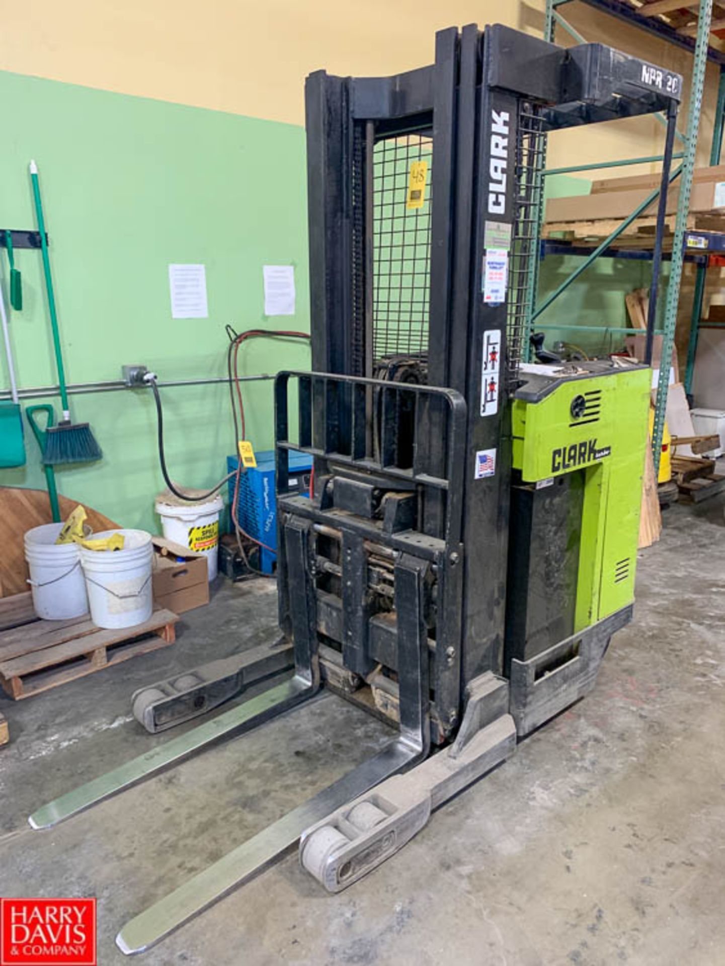 Clark 4,000 LB Capacity Standup 24 Volt Electric Forklift Model NPR20 : SN NPR345-0112-918EFB,