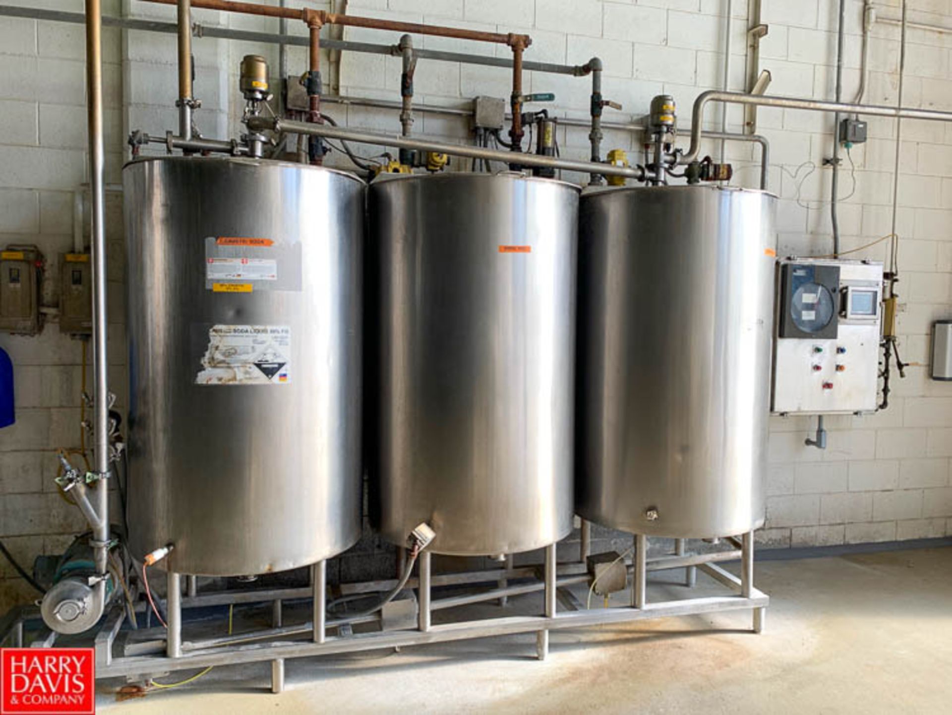 3-Tank Skid-Mounted CIP System with (3) 200 Gallon S/S Tanks, Tri Clover Centrifugal Pump, S/S Air