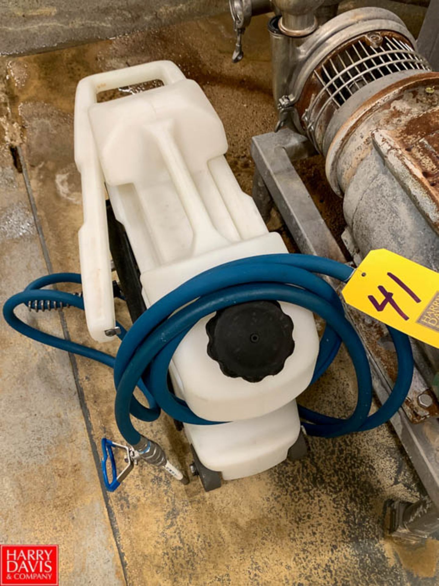 Portable Foamer with Kalrez Pump Rigging Fee:$25